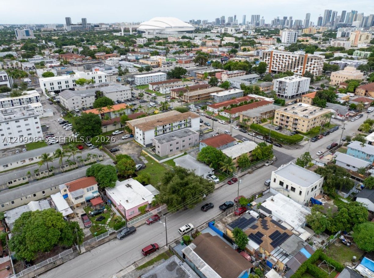220 SW 18th Ave