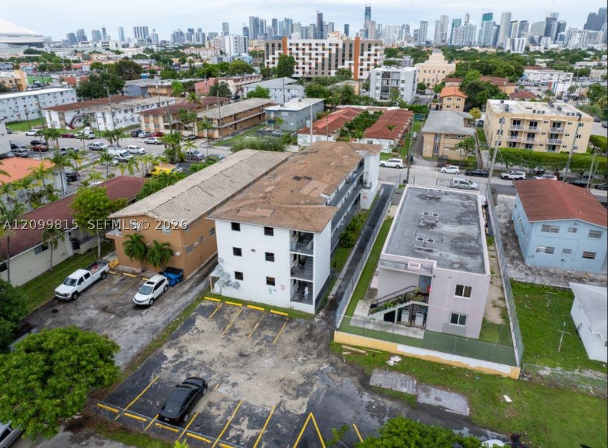 220 SW 18th Ave