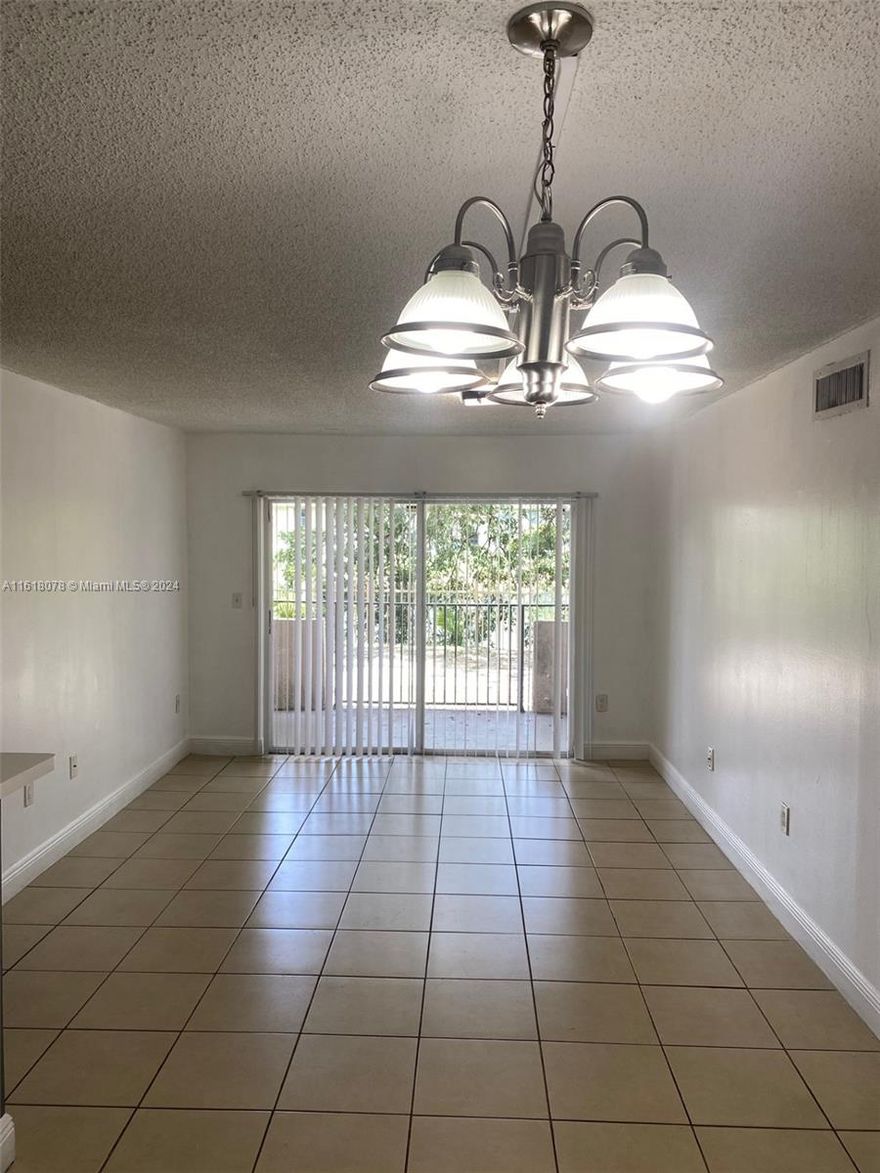 Beautiful condo, 2 beds 2 baths, kitchen fully remodeled, brand new appliances, 2 assigned parking spaces, no pets .water include ,grate location near by shopping malls .