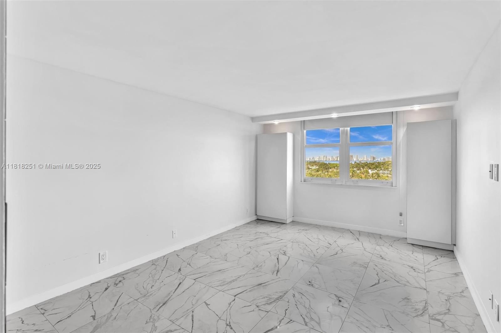 AQUASOL CONDO - Residential