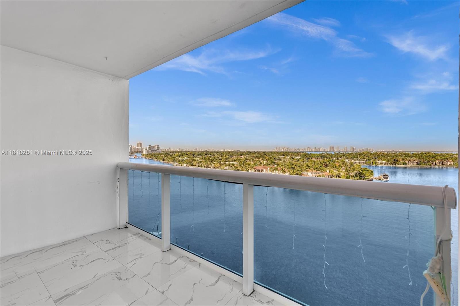 AQUASOL CONDO - Residential