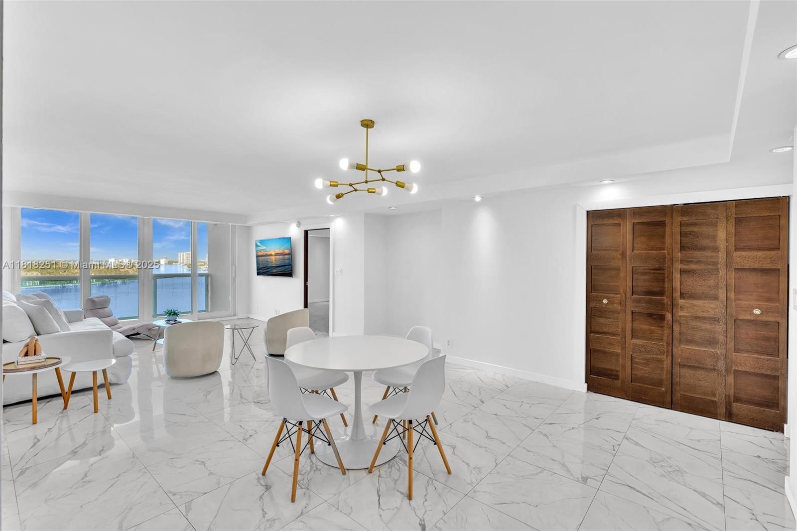 AQUASOL CONDO - Residential