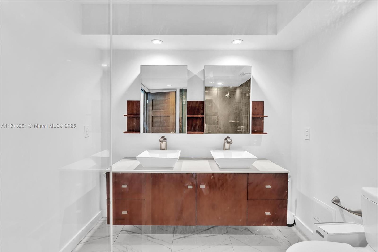 AQUASOL CONDO - Residential