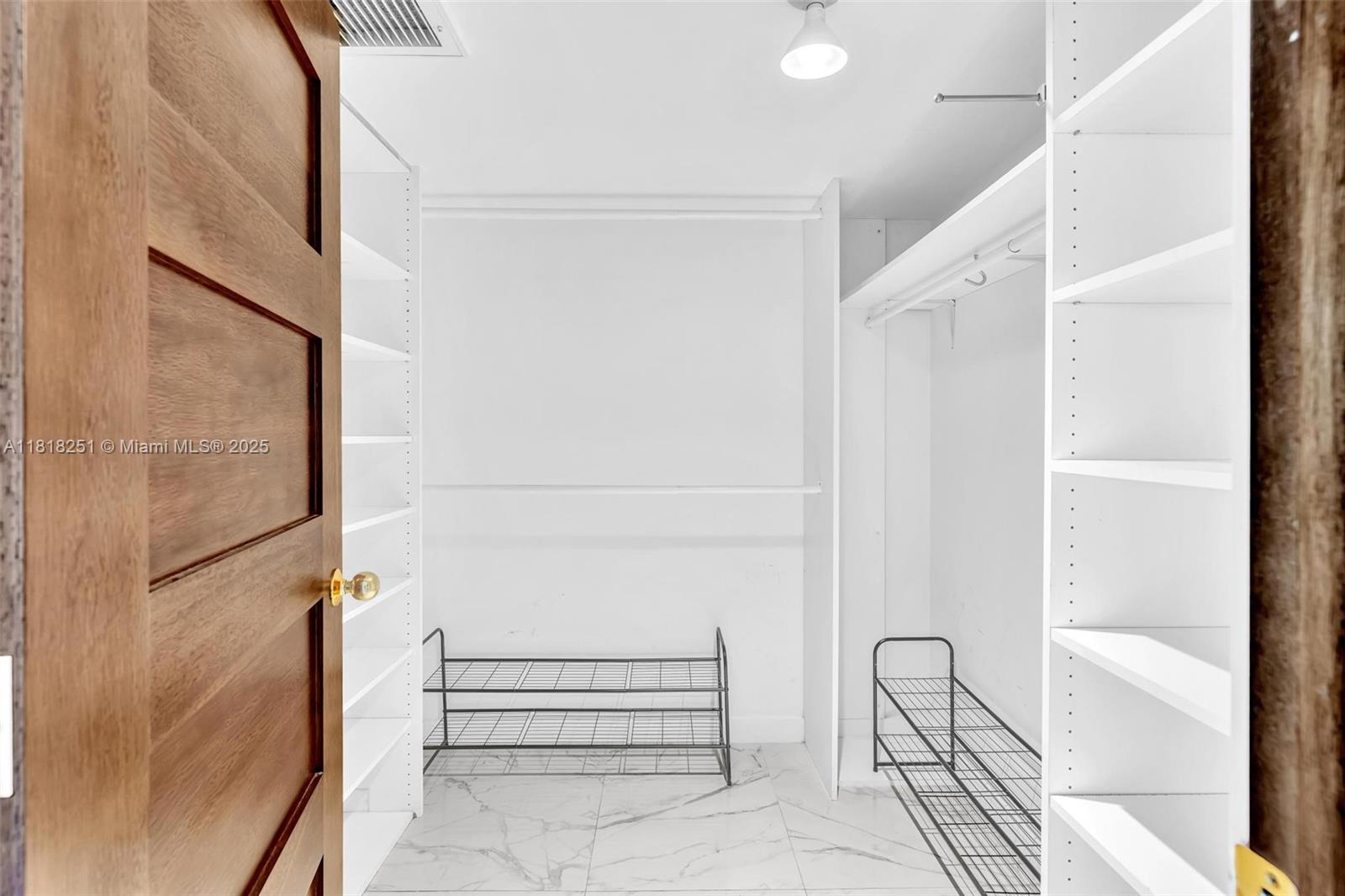 AQUASOL CONDO - Residential