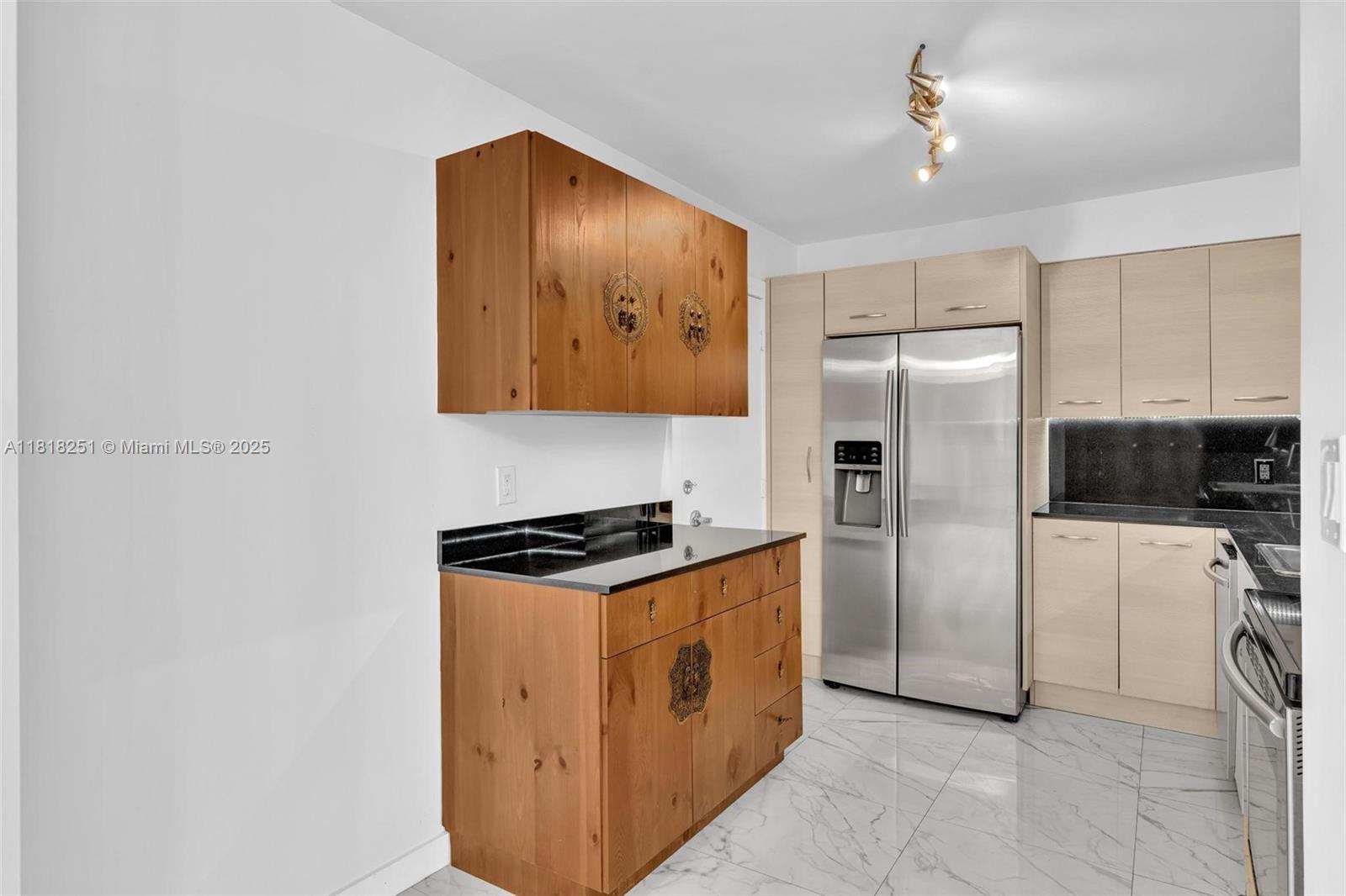 AQUASOL CONDO - Residential
