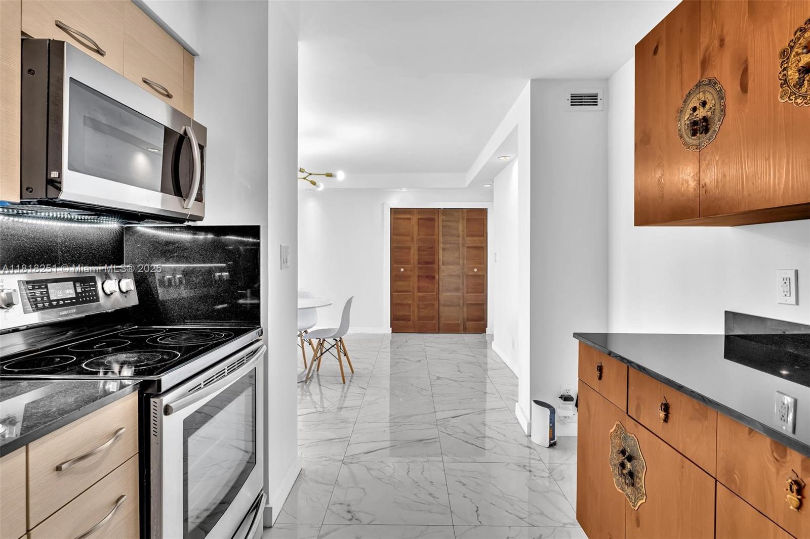 AQUASOL CONDO - Residential