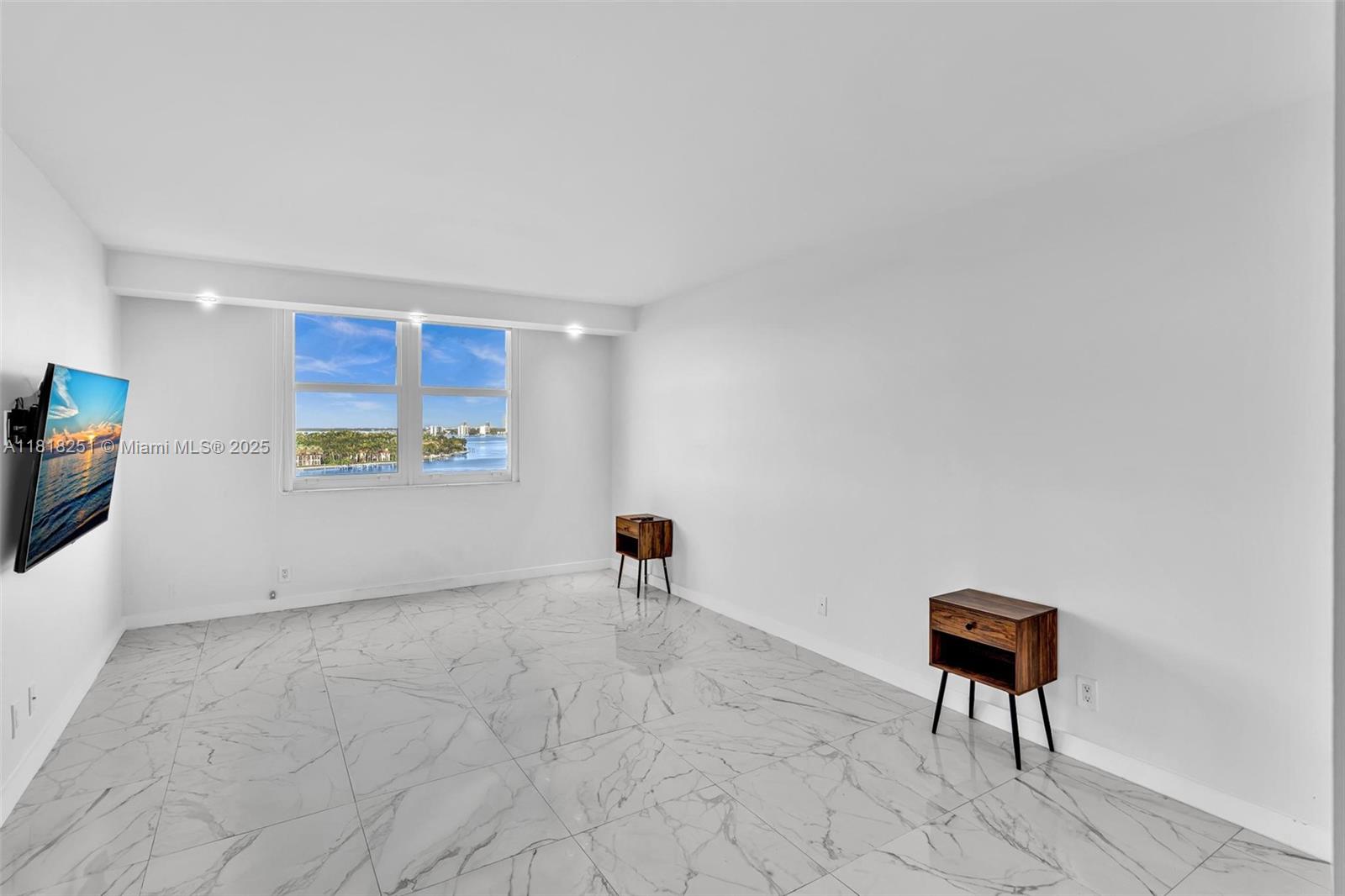AQUASOL CONDO - Residential