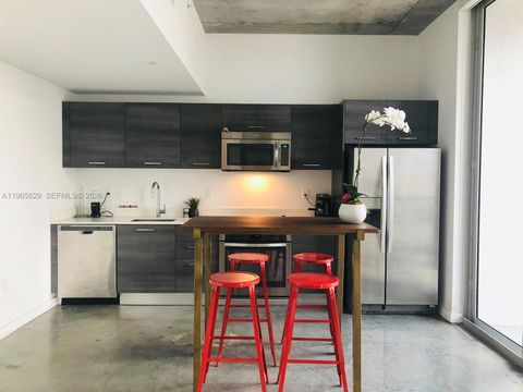 151 SE 1st St 1808 Miami FL 33131