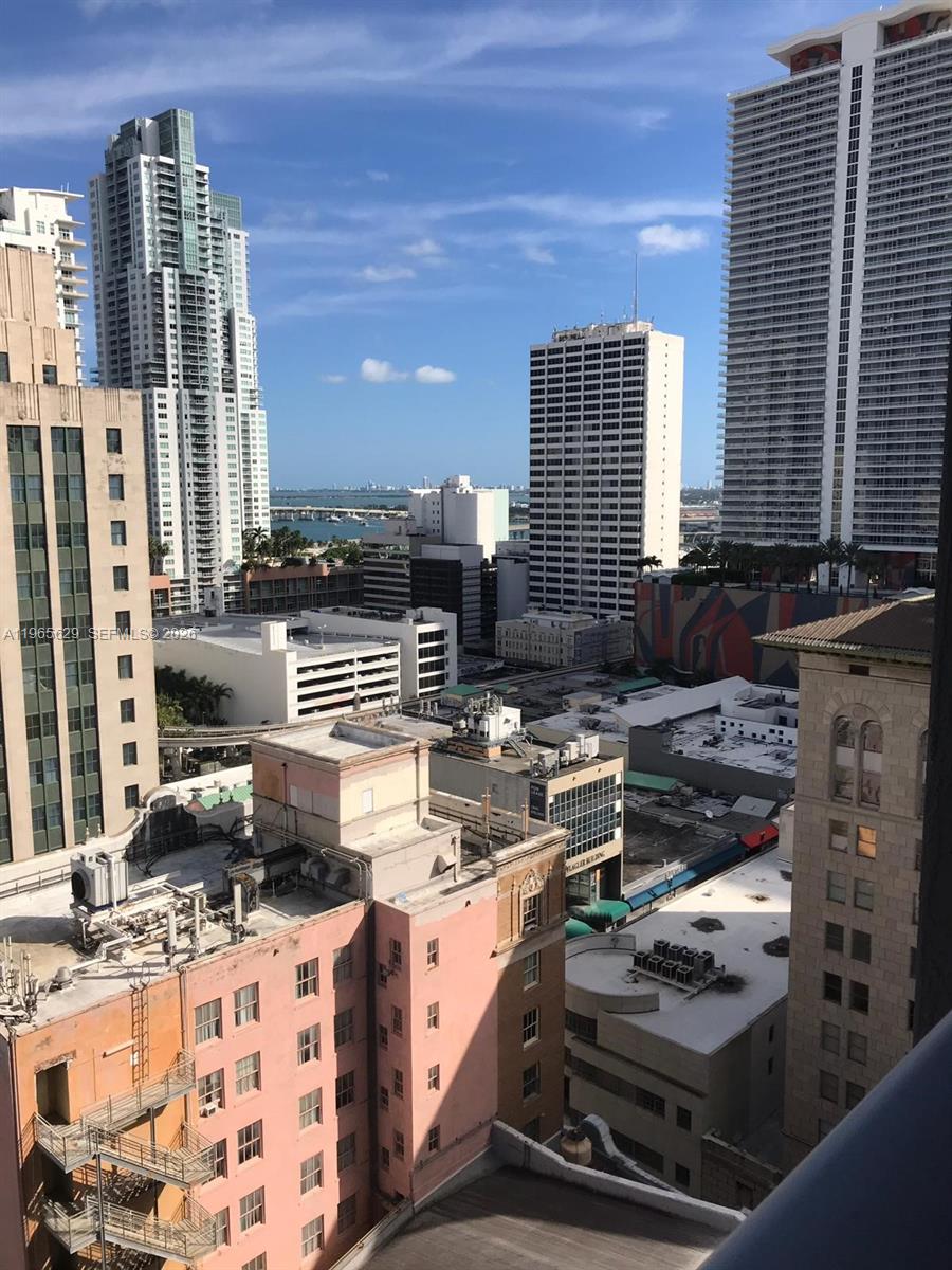 CENTRO CONDO - Residential