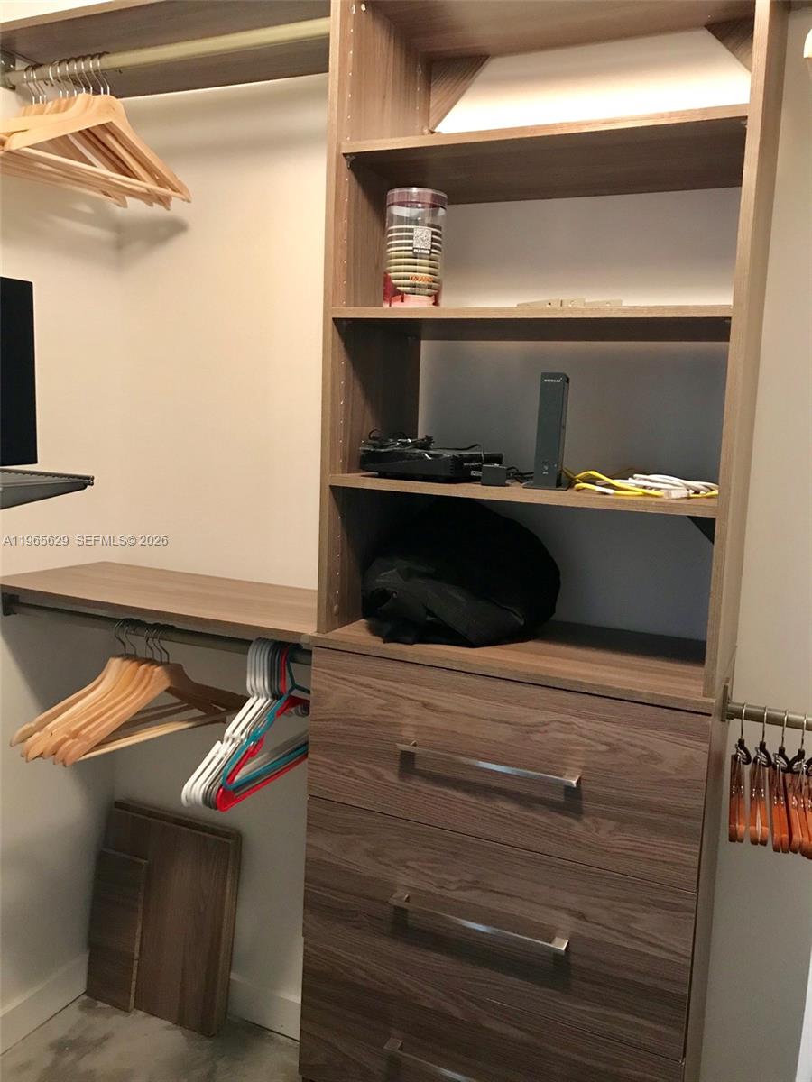 CENTRO CONDO - Residential