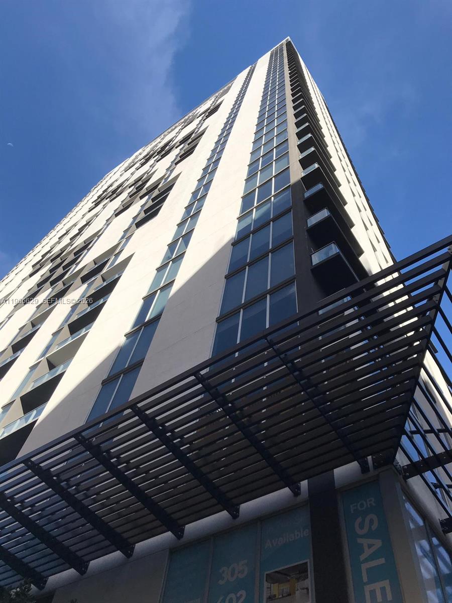 CENTRO CONDO - Residential