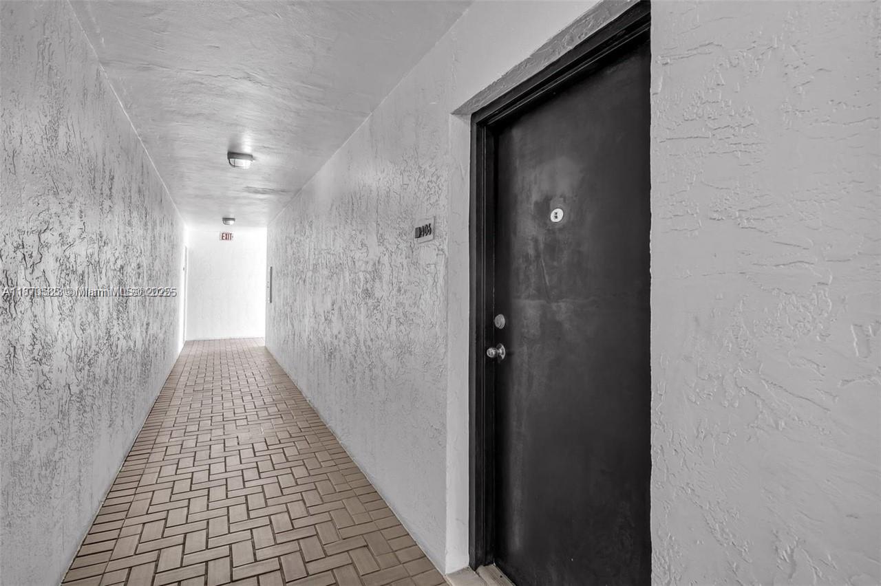 CORAL WAY GARDENS CONDO - Residential Lease