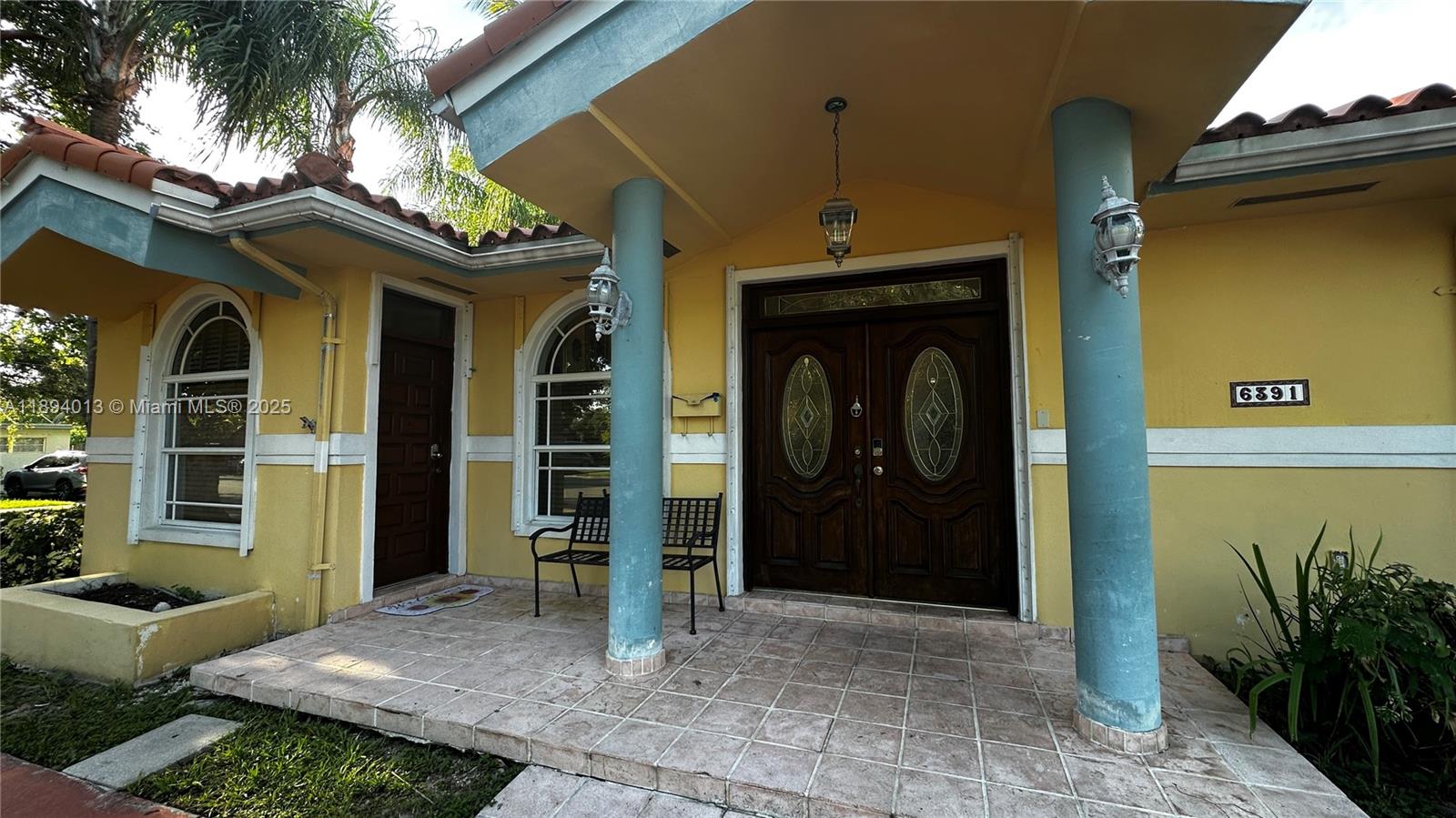 View photos, virtual tours, details... 6391 SW 20th St