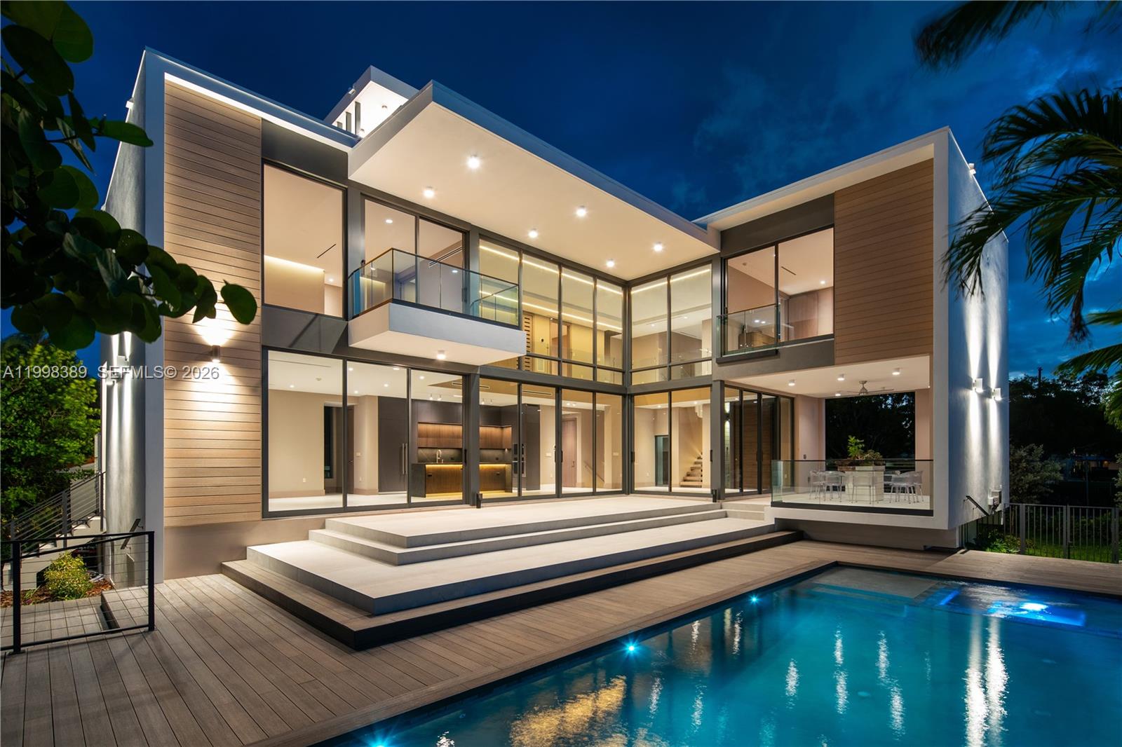 TROPICAL ISLE HOMES SUB - Residential