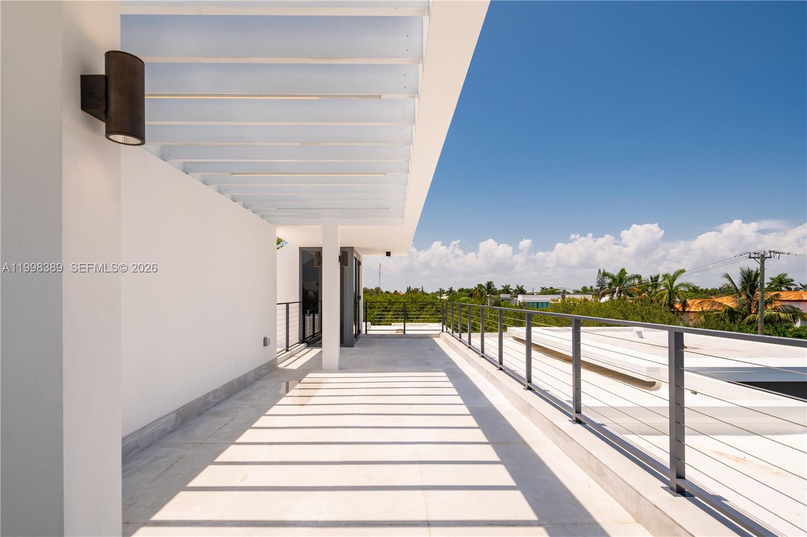 TROPICAL ISLE HOMES SUB - Residential