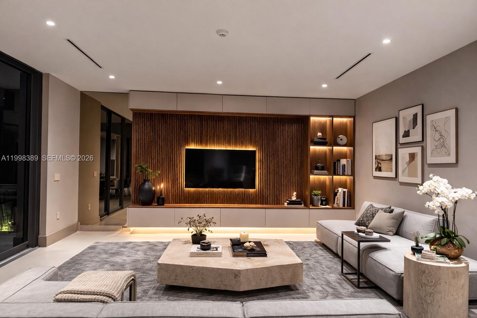 TROPICAL ISLE HOMES SUB - Residential