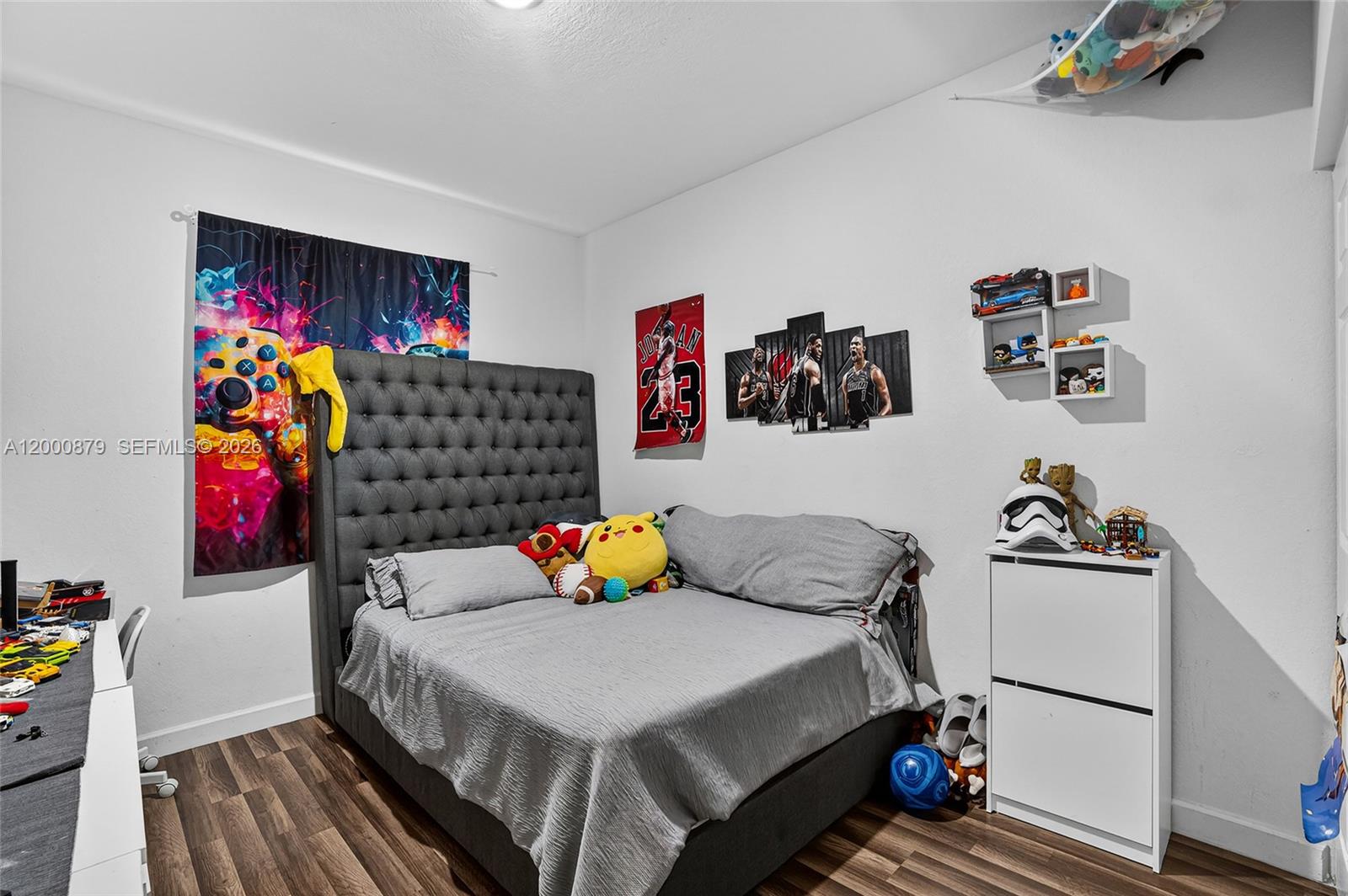 KENDALL COMMONS TOWNHOMES - Residential Lease