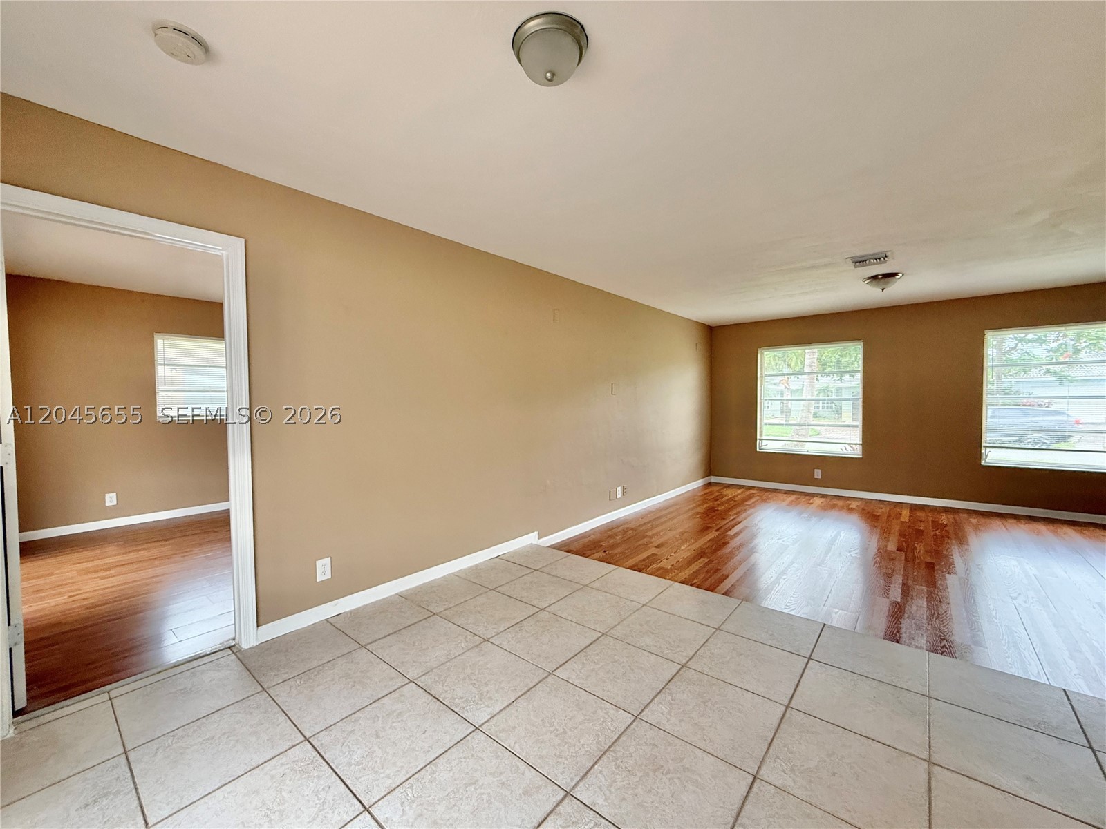 1154 SW 27th Ave