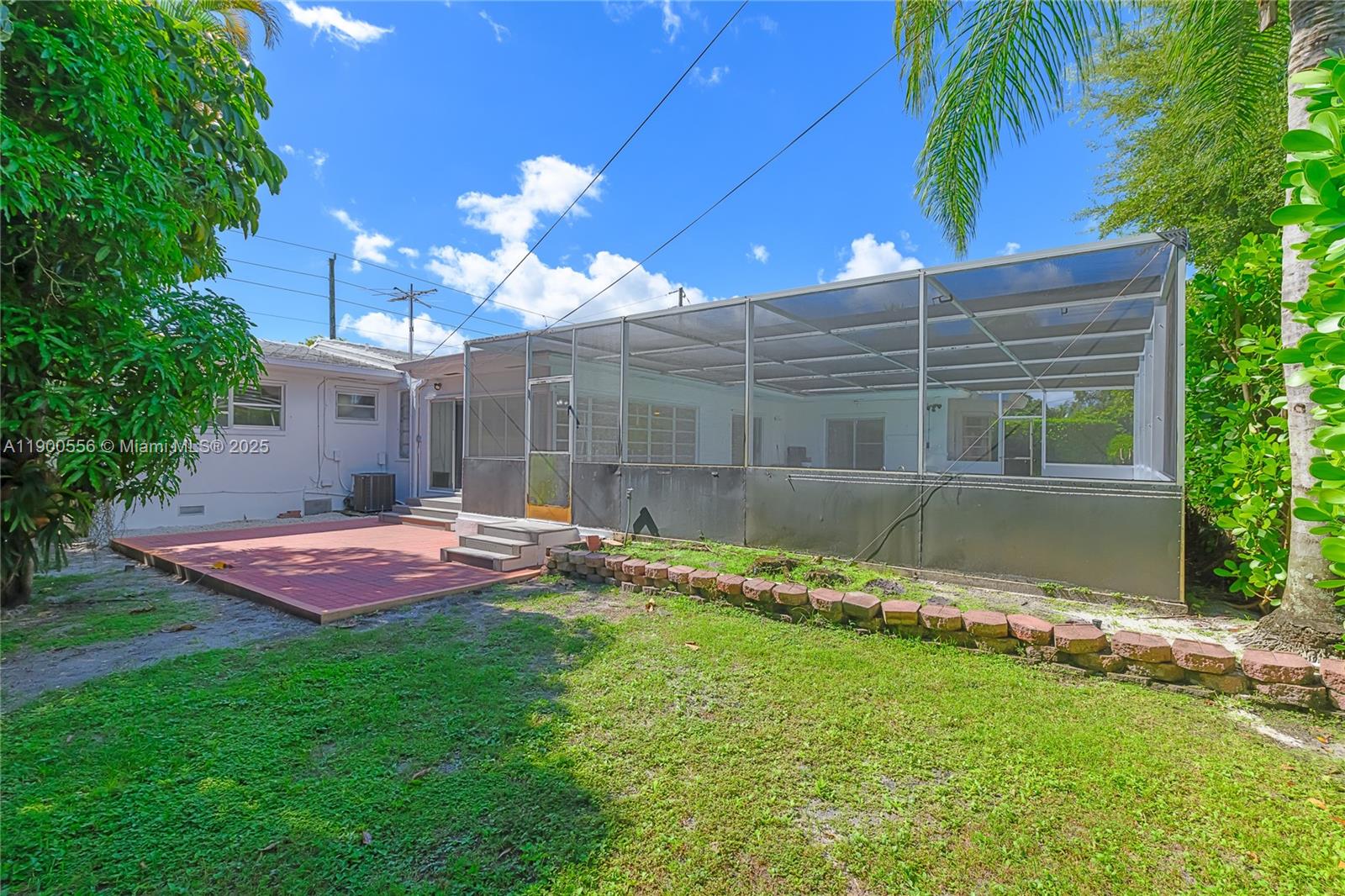 MIAMI SHORES SEC 5 - Residential