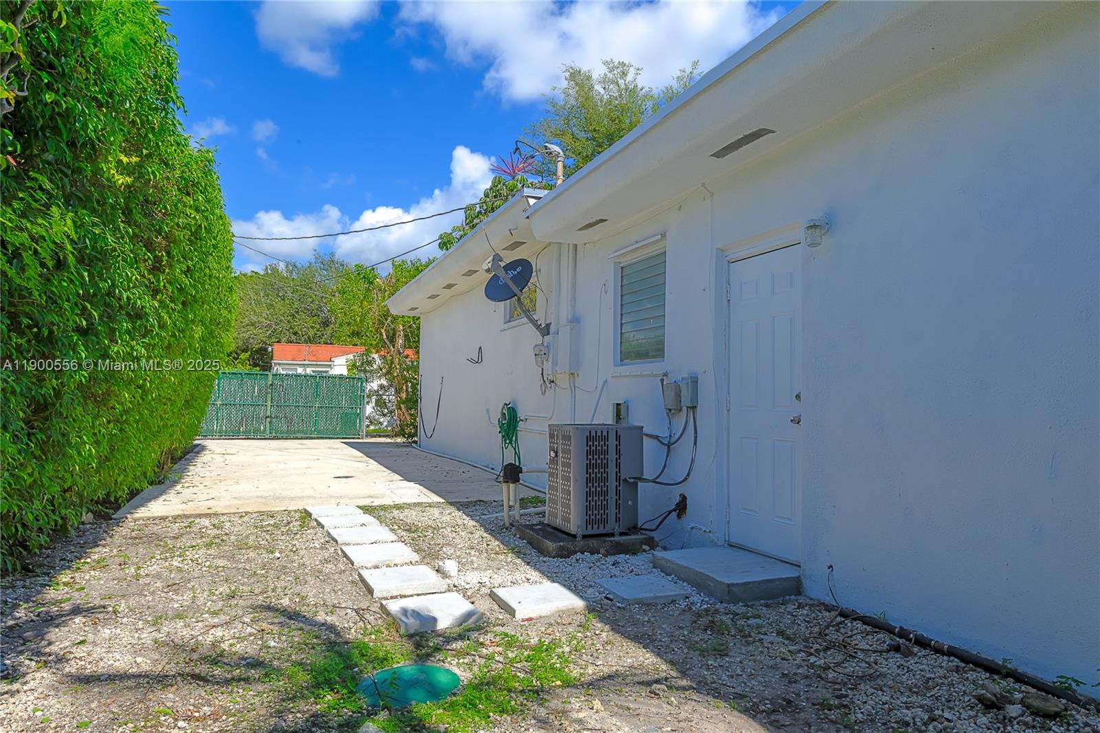 MIAMI SHORES SEC 5 - Residential