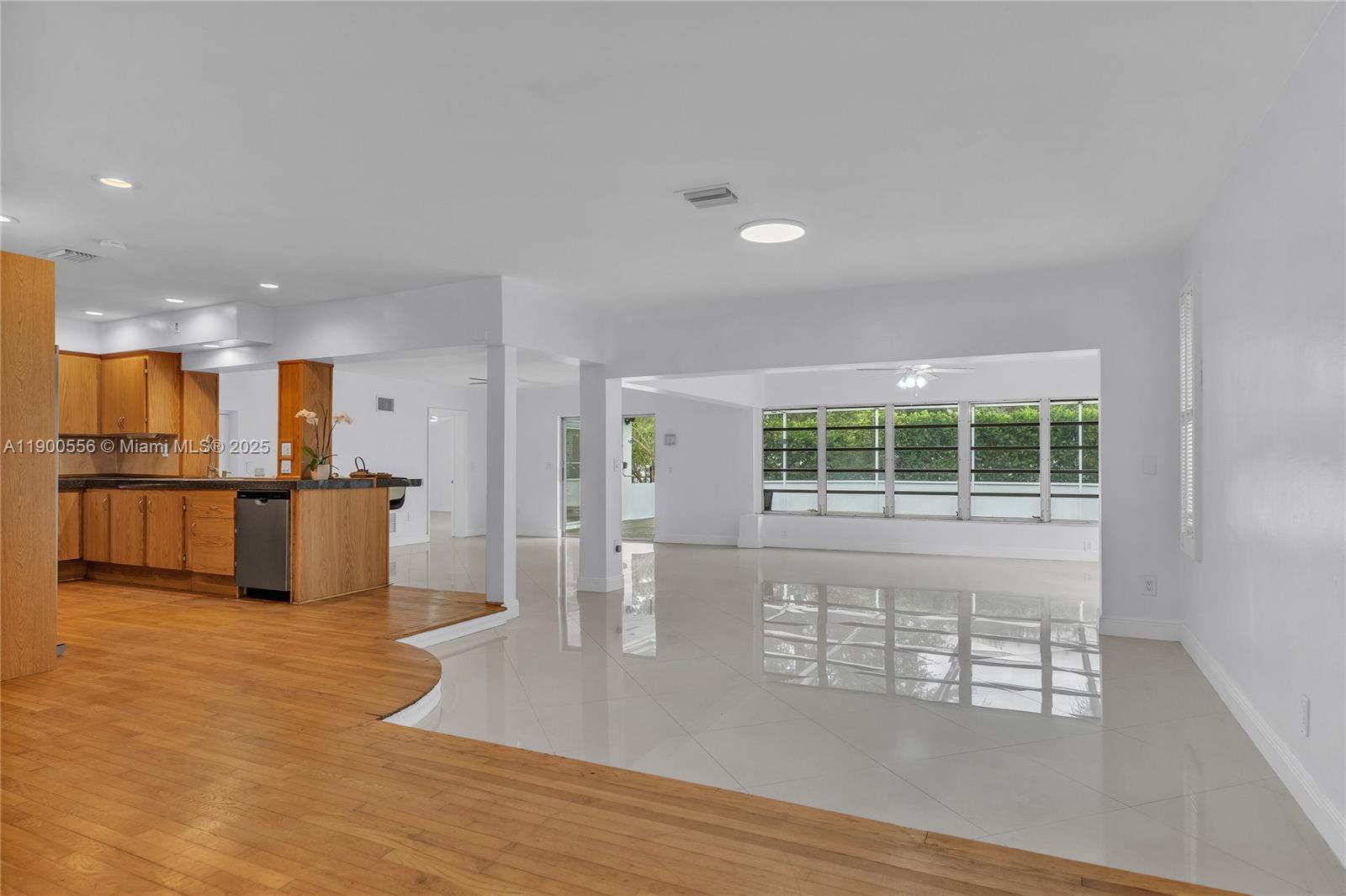 MIAMI SHORES SEC 5 - Residential