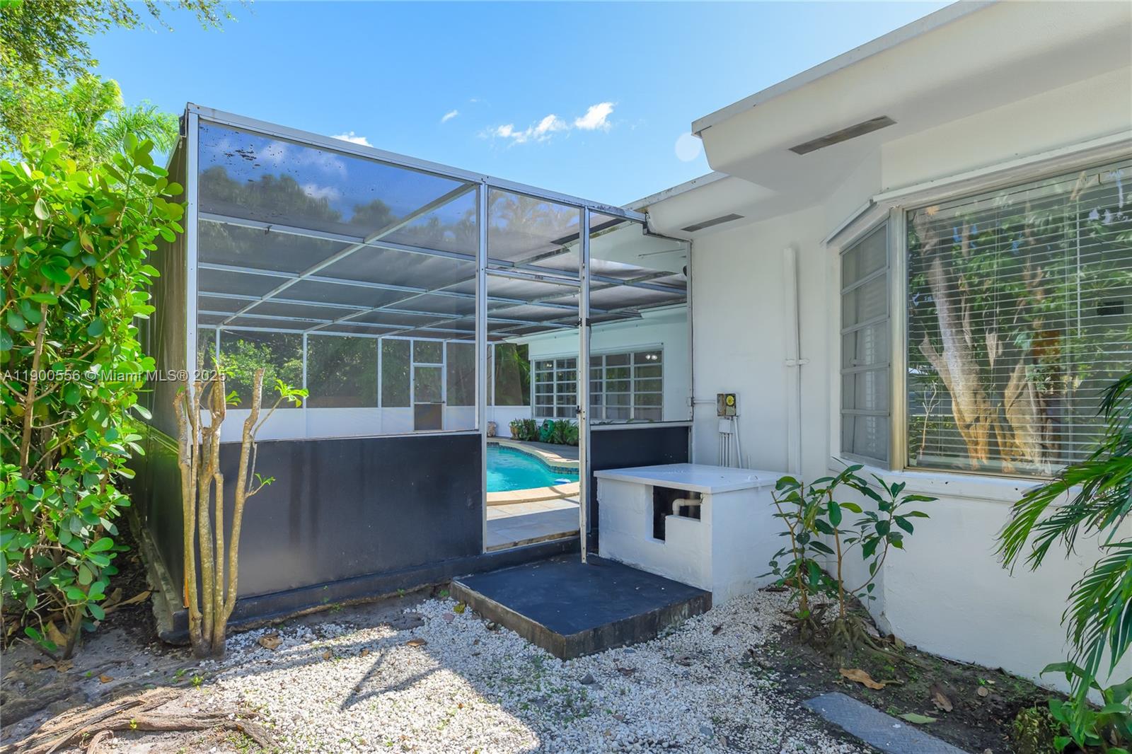MIAMI SHORES SEC 5 - Residential