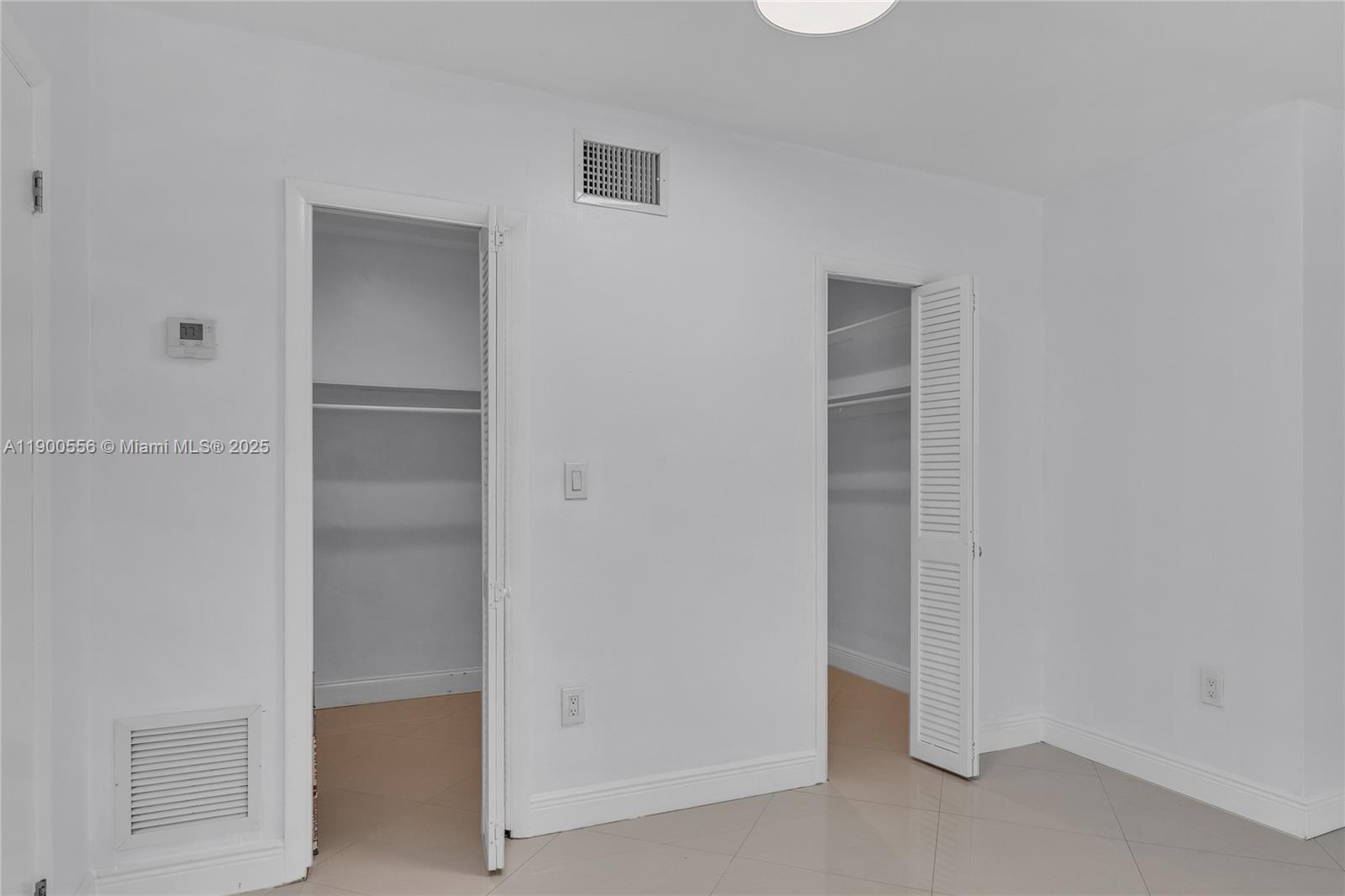 MIAMI SHORES SEC 5 - Residential