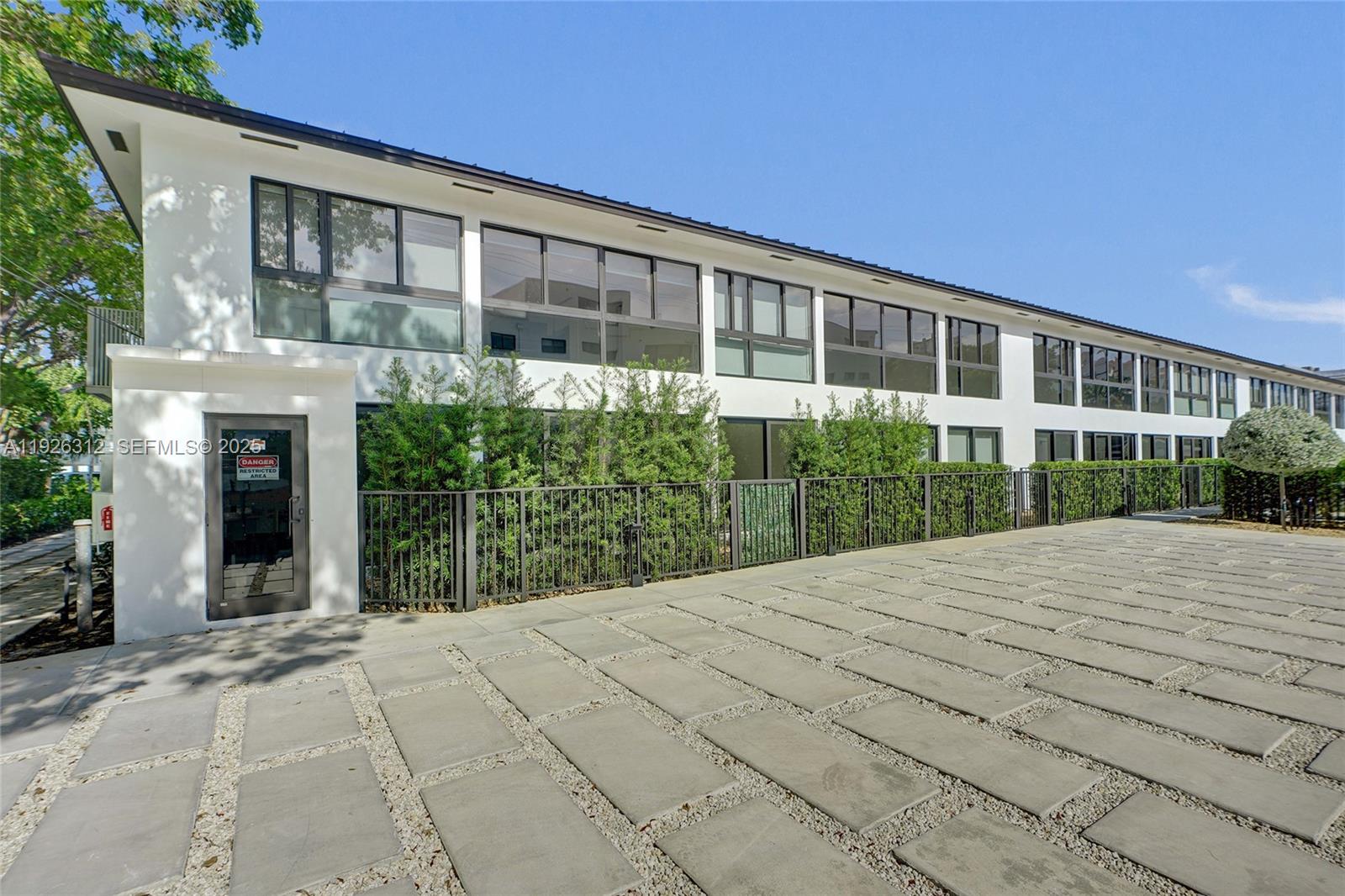 KEY CASSA CONDO - Residential Lease