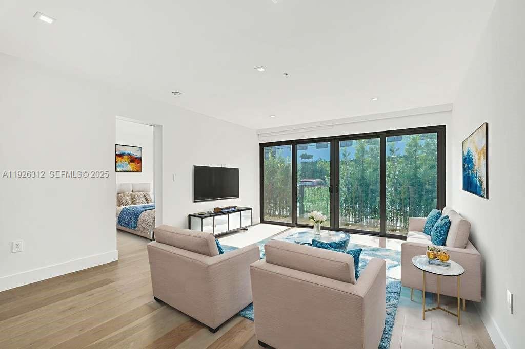 KEY CASSA CONDO - Residential Lease