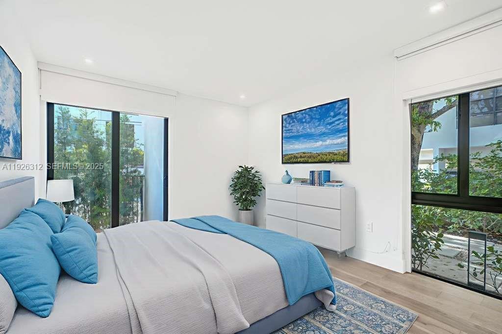 KEY CASSA CONDO - Residential Lease