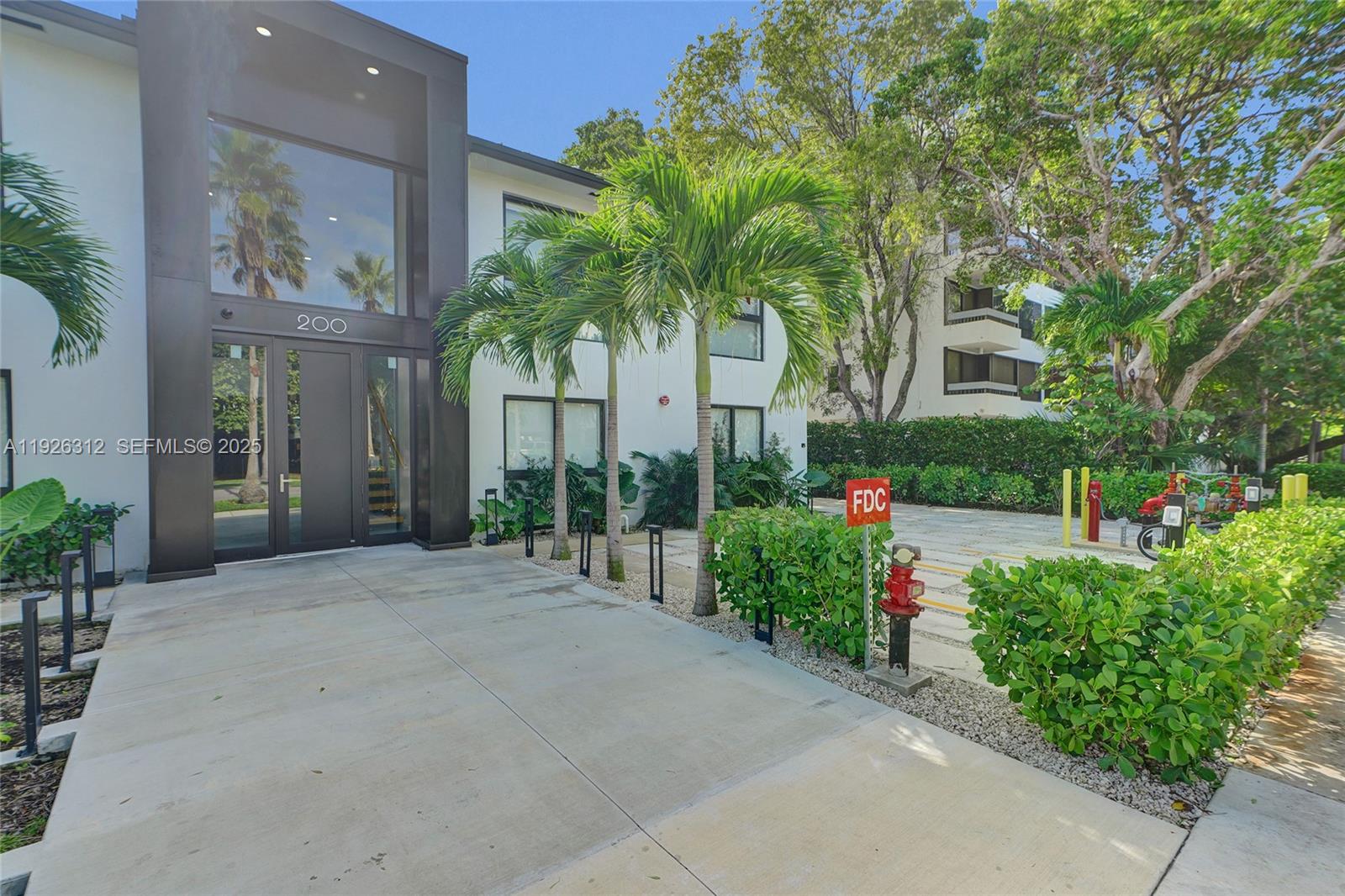 KEY CASSA CONDO - Residential Lease