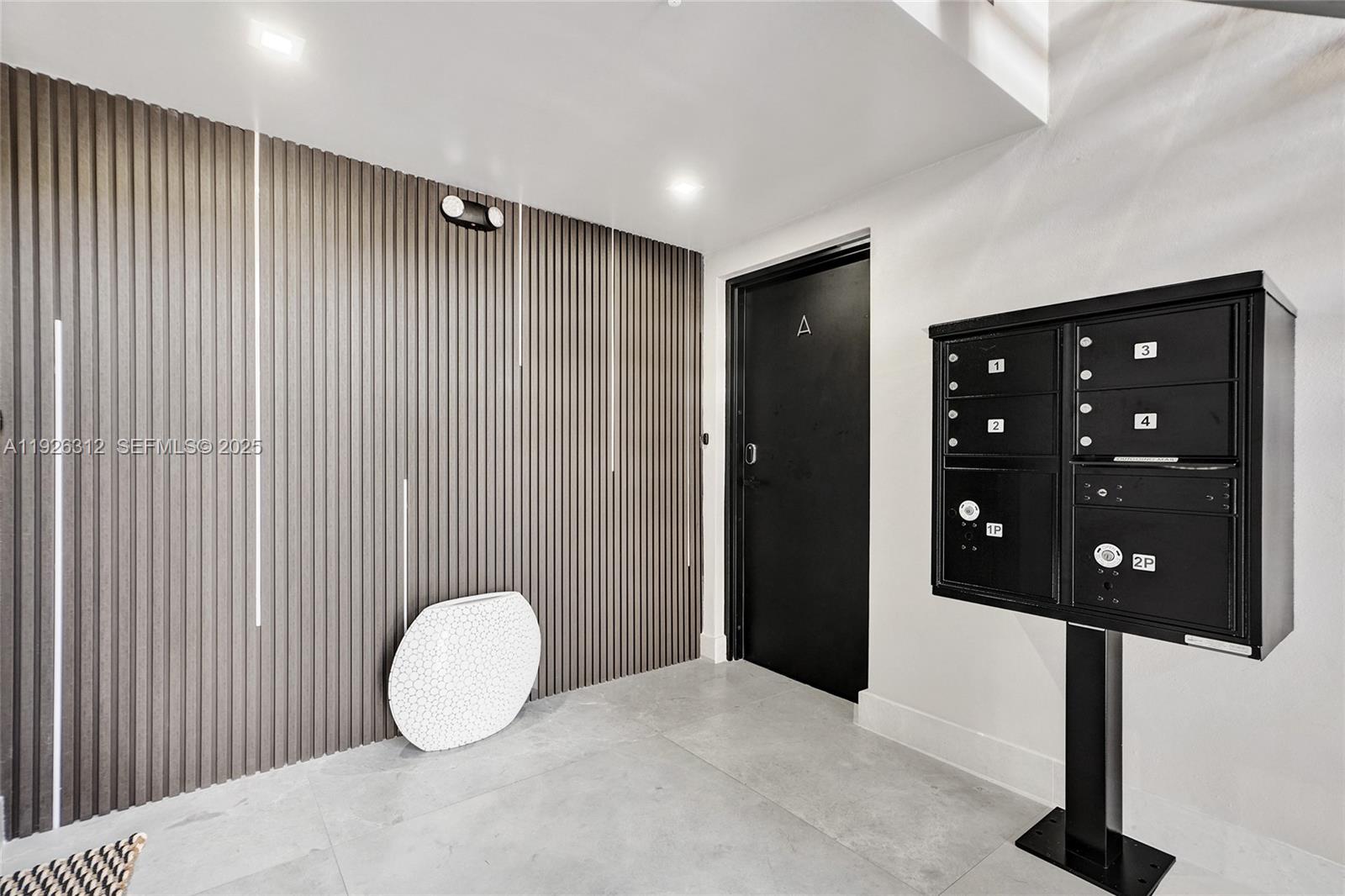 KEY CASSA CONDO - Residential Lease