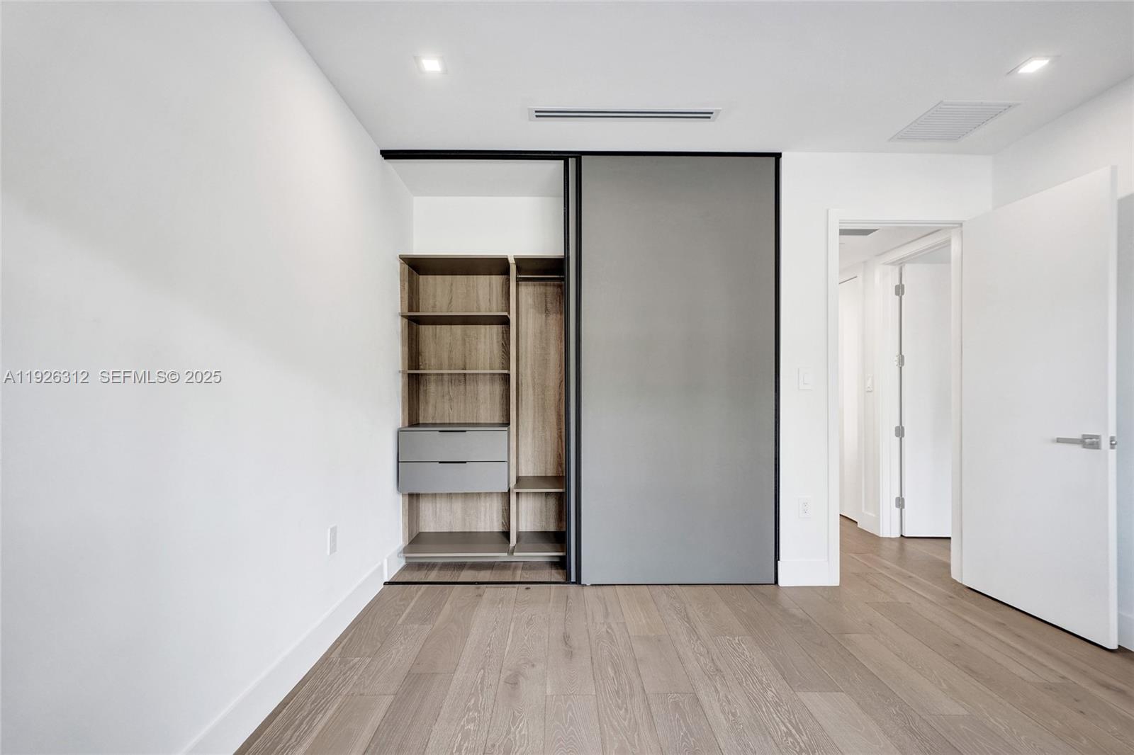 KEY CASSA CONDO - Residential Lease