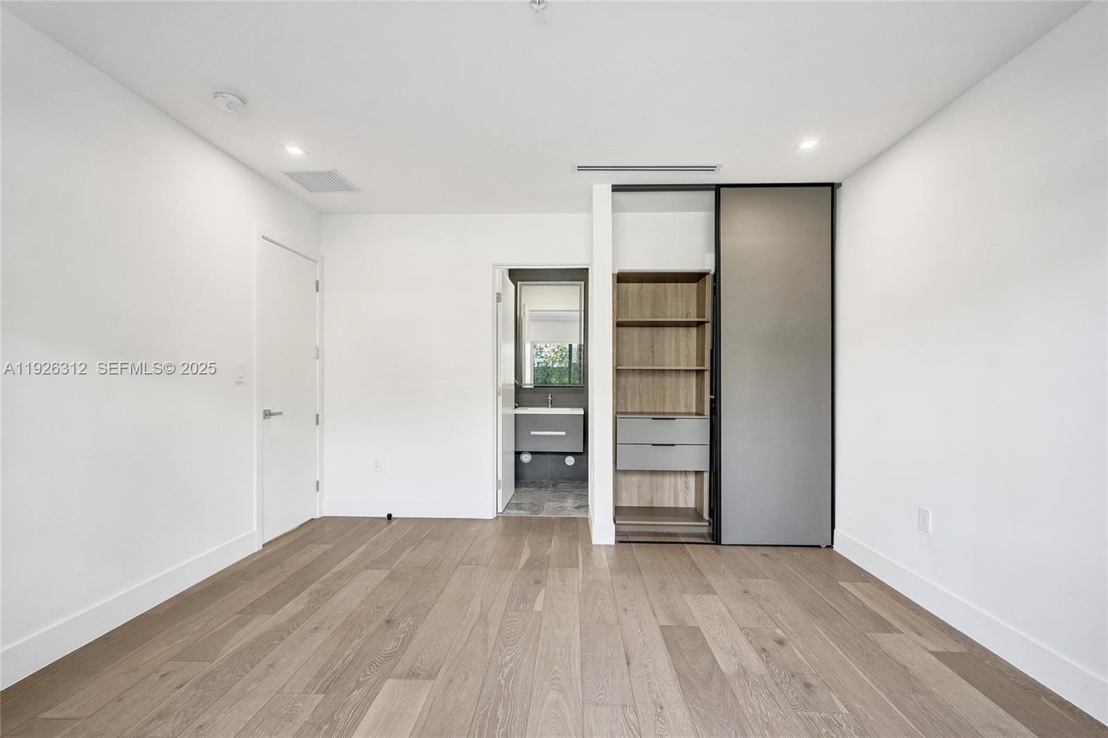 KEY CASSA CONDO - Residential Lease