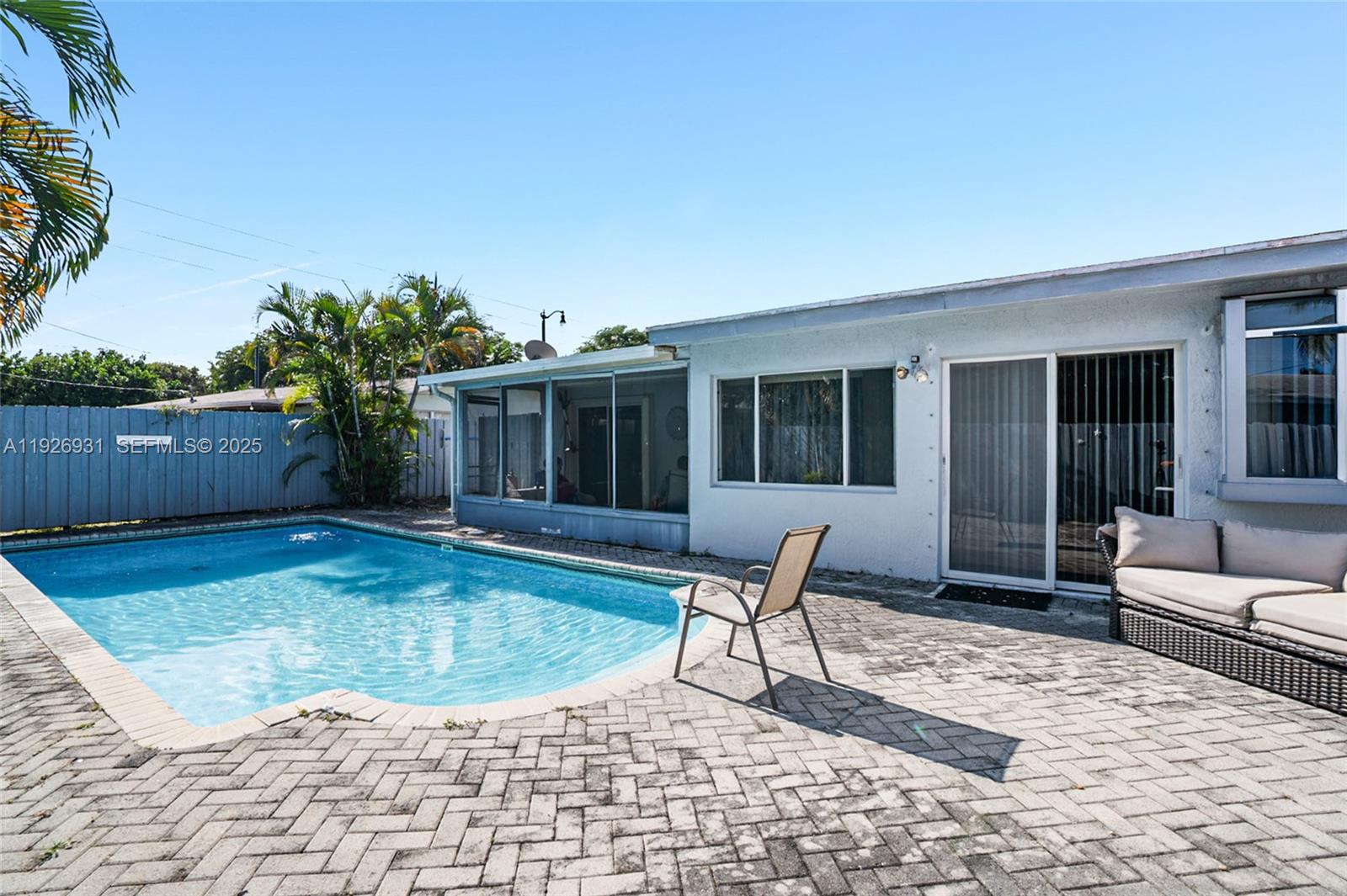 CRESTHAVEN NO 5 - Residential