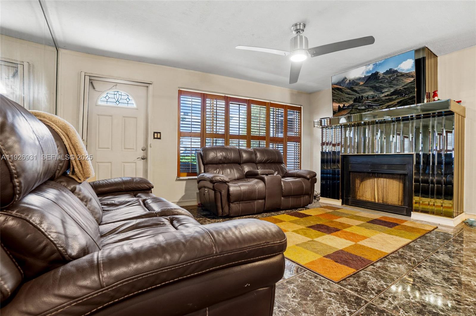 CRESTHAVEN NO 5 - Residential