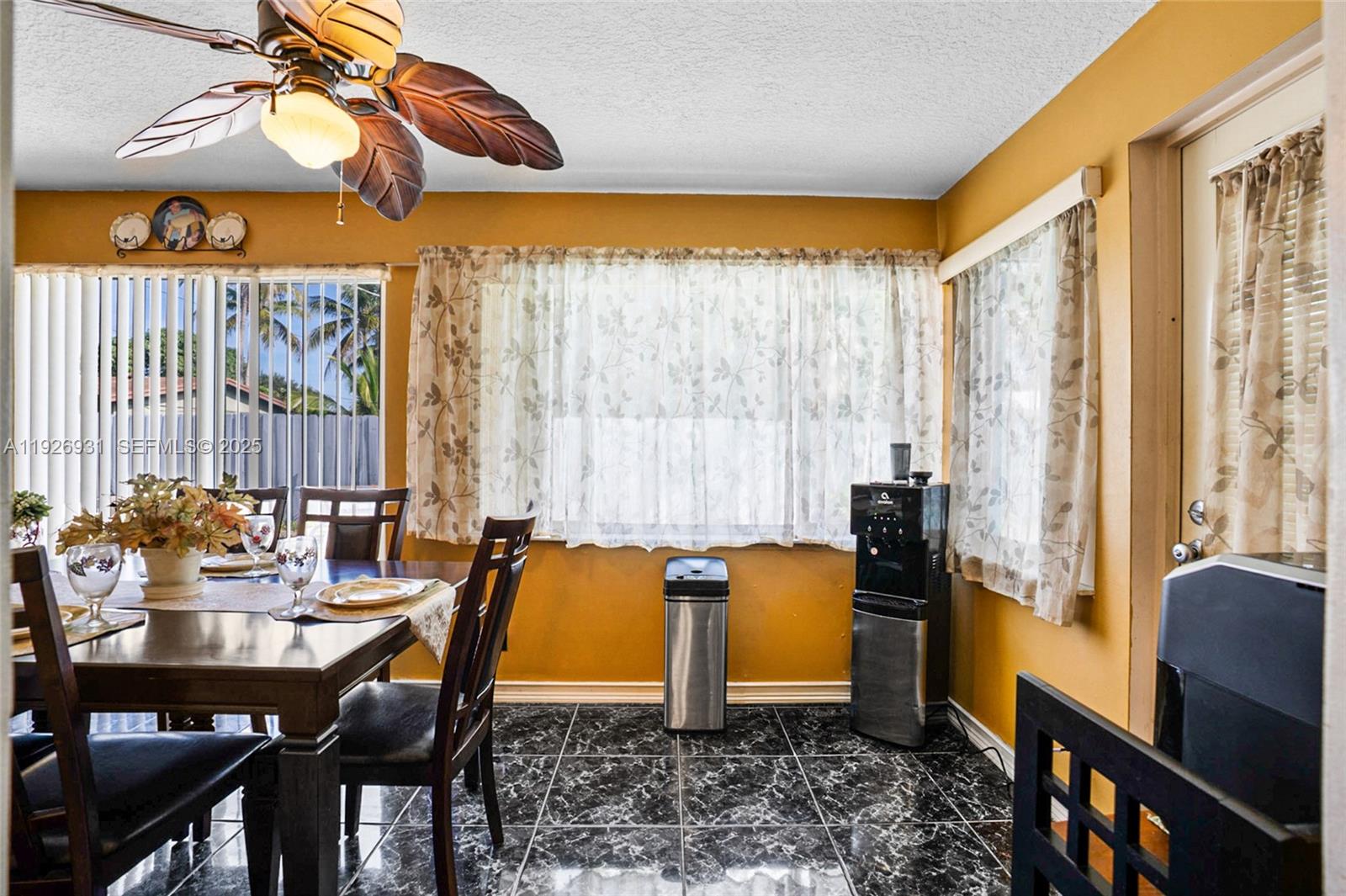 CRESTHAVEN NO 5 - Residential