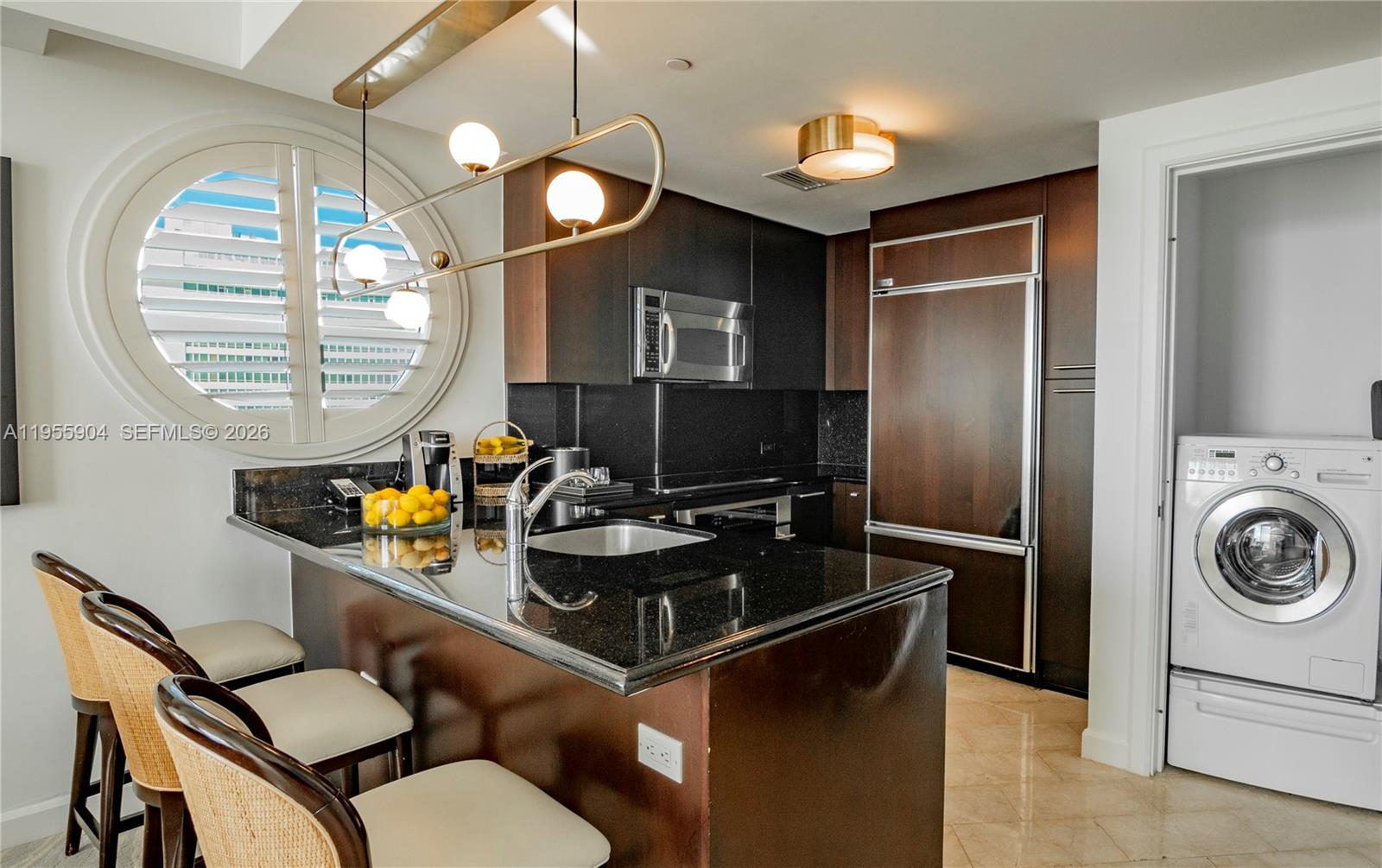 FONTAINEBLEAU III - Residential