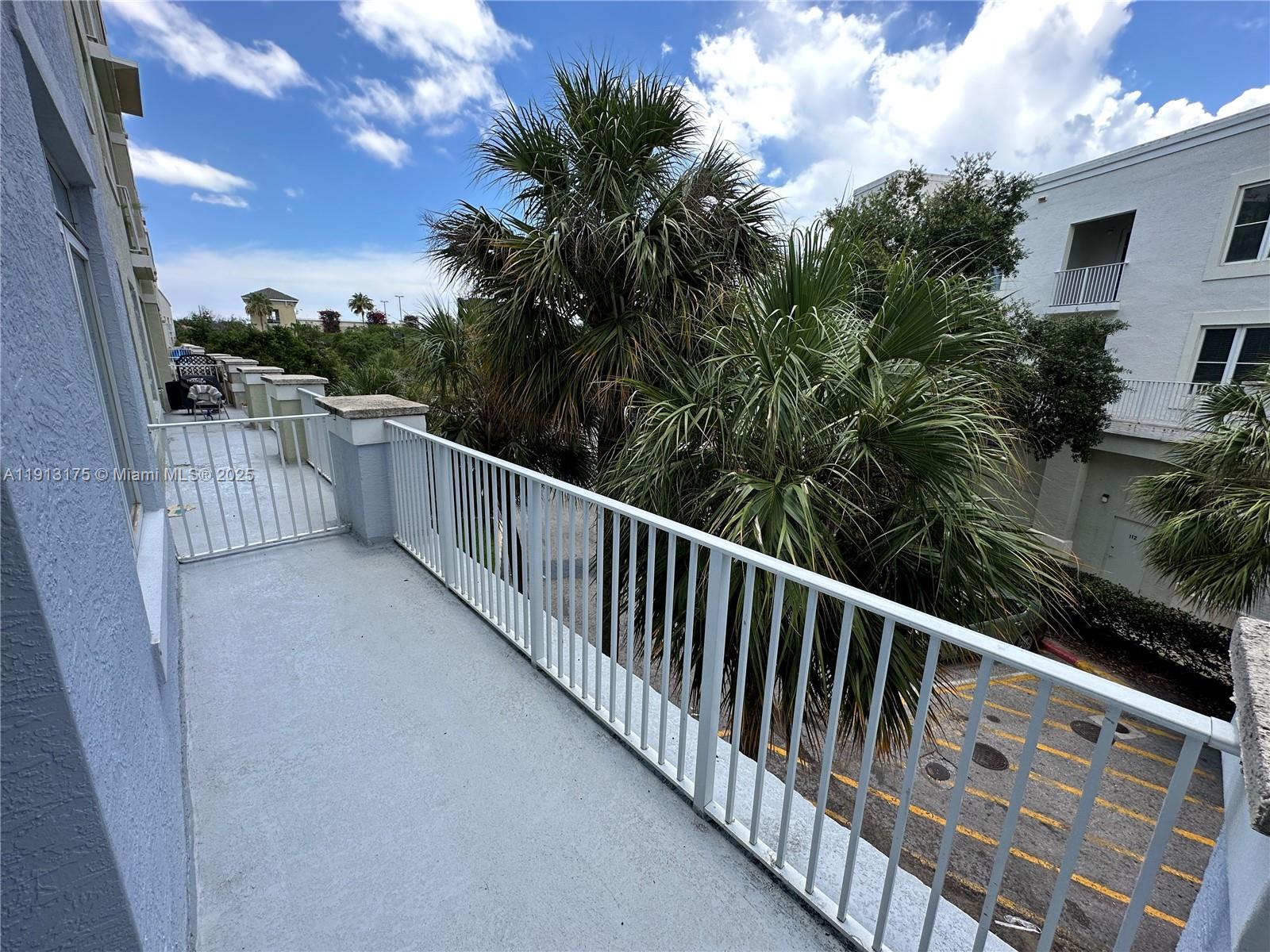 VILLAGE AT ABACOA CONDO - Residential Lease