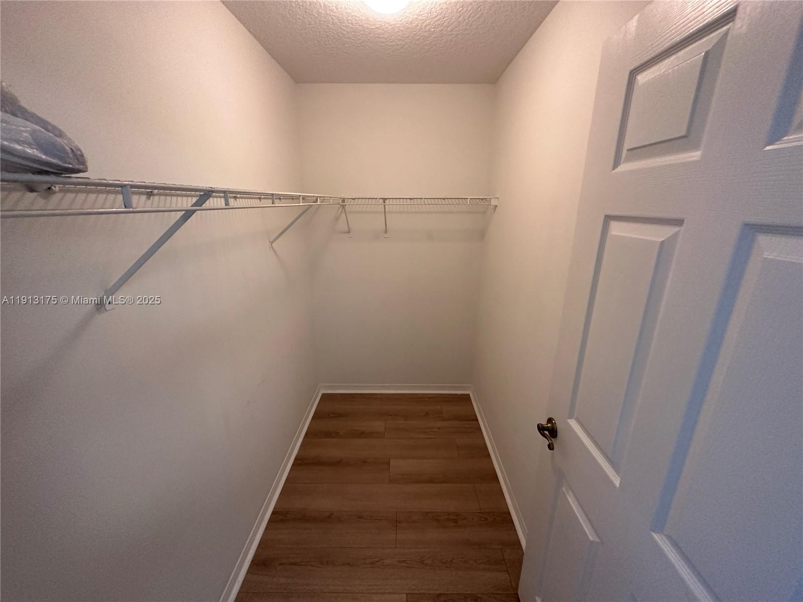 VILLAGE AT ABACOA CONDO - Residential Lease