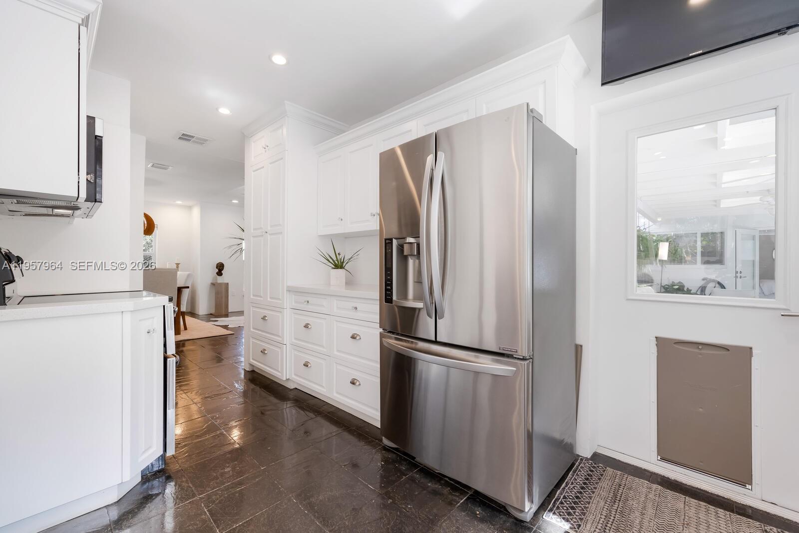 COLLEGE GROVES - Residential