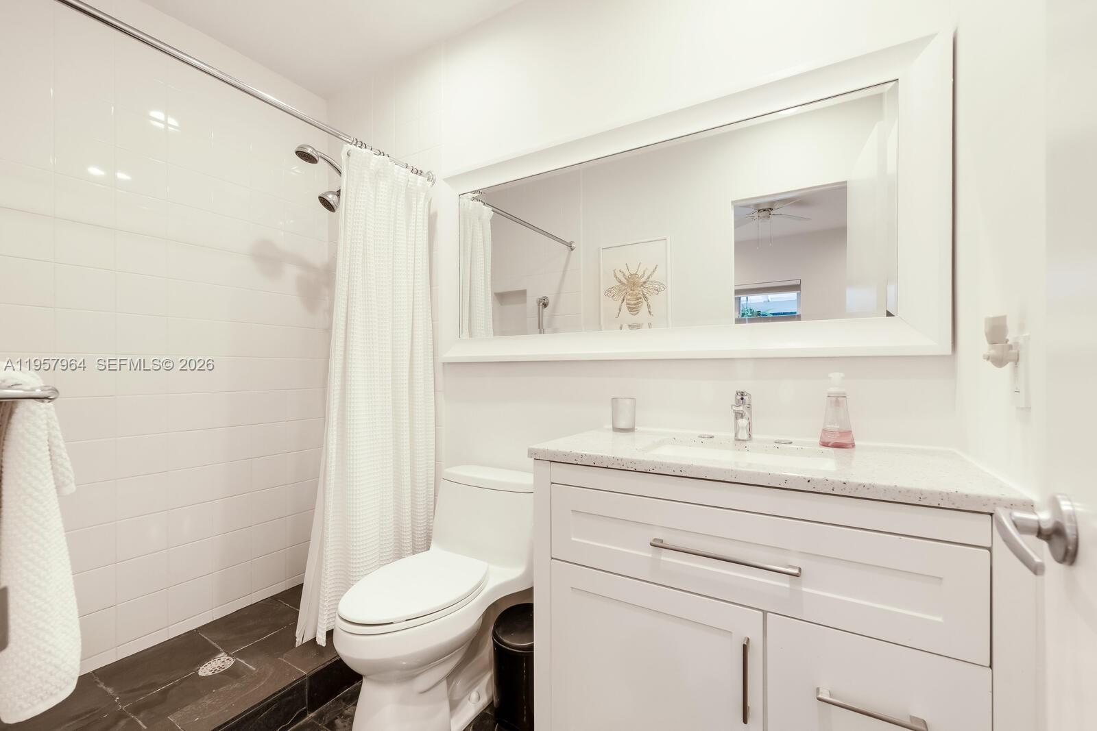 COLLEGE GROVES - Residential