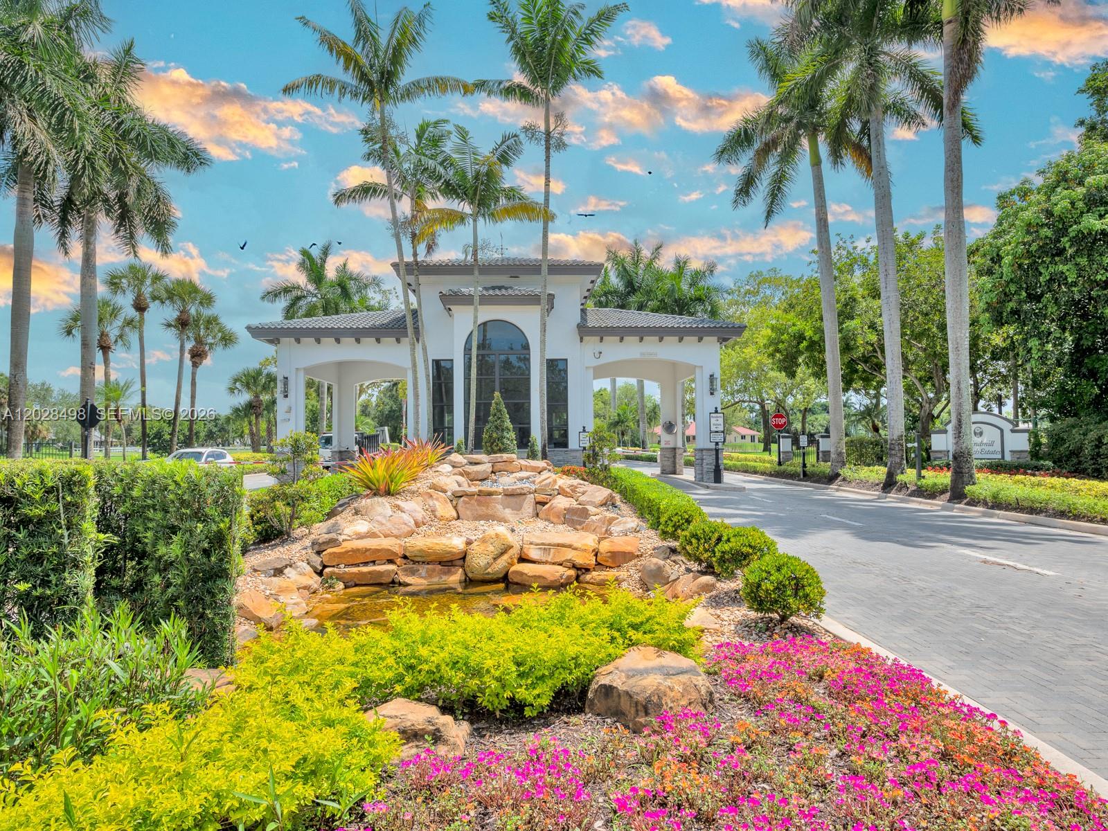 WINDMILL RANCH ESTATES - Residential