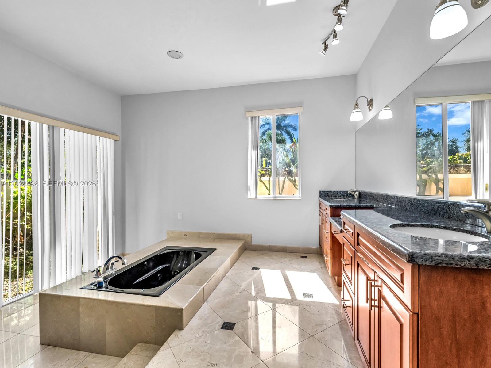 WINDMILL RANCH ESTATES - Residential