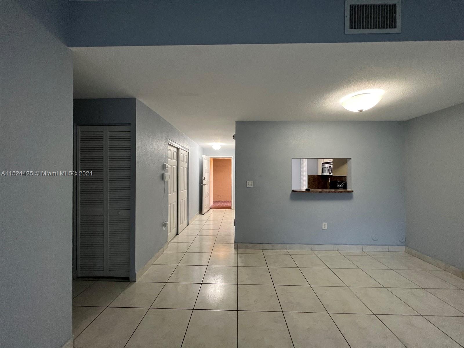 BLOSSOMS AT THE HAMMOCKS - Residential Lease