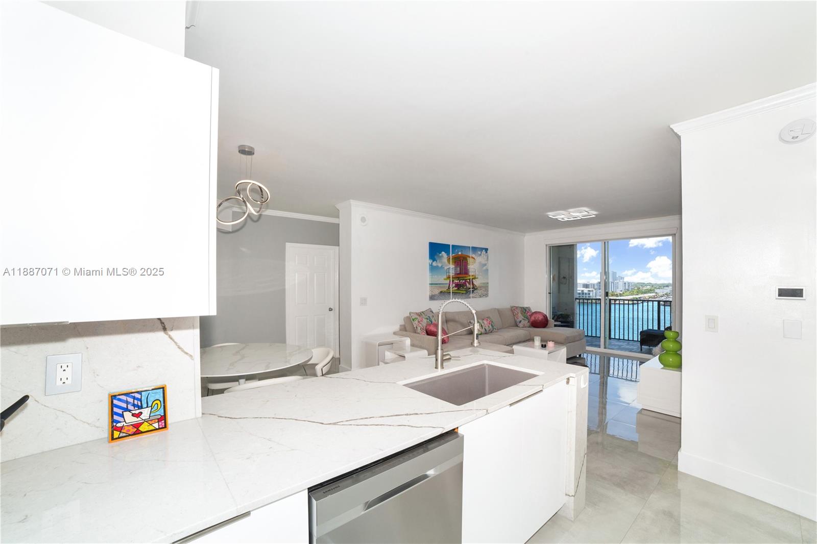 PORTO BELLAGIO CONDO - Residential