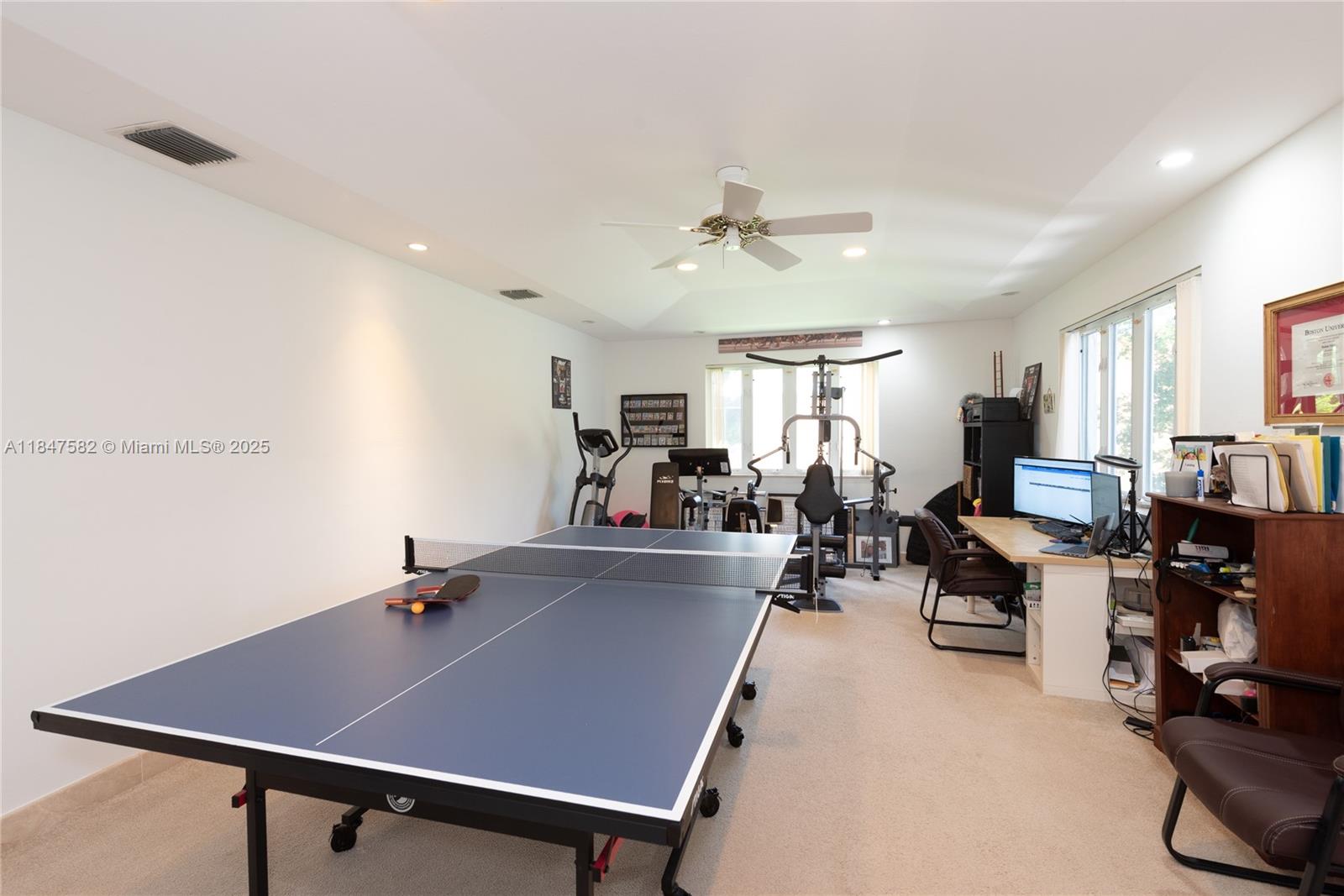 JANEMARY ESTATES - Residential