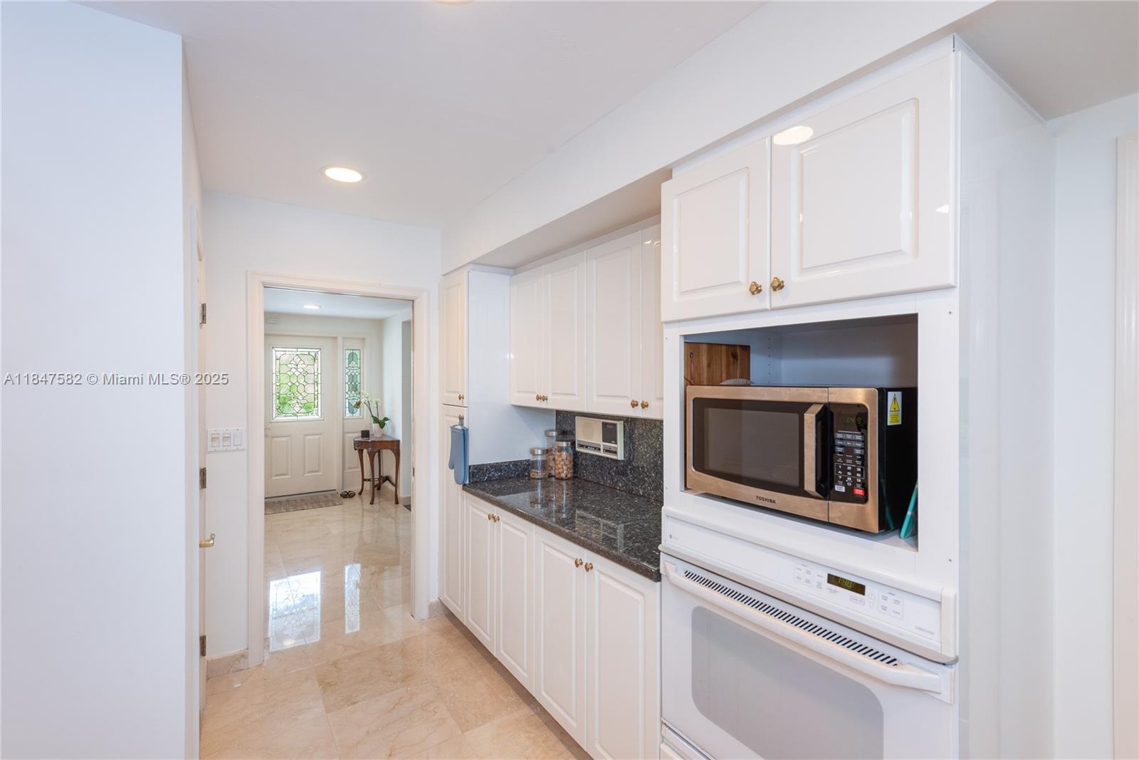 JANEMARY ESTATES - Residential