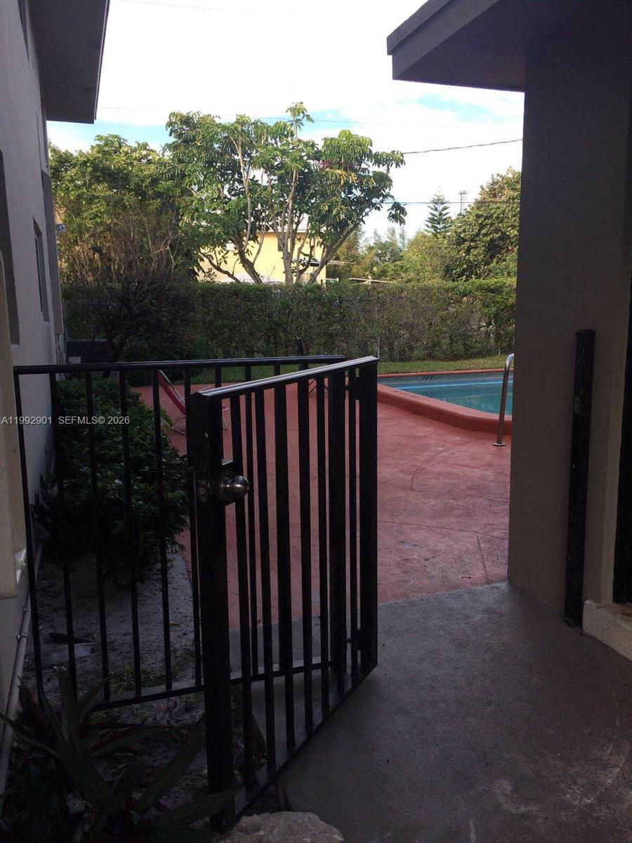 BOCA REAL VILLAS CONDO - Residential Lease