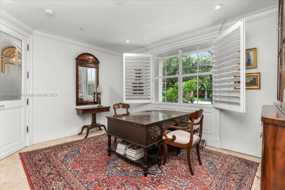 COCOPLUM MANOR - Residential